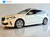 BMW 1-Serie (f40) 118i 136PK AUTOMAAT M-SPORT PANO NAVI PROF SHADOWLINE CAMERA WINTERPACK VIRTUAL NAP