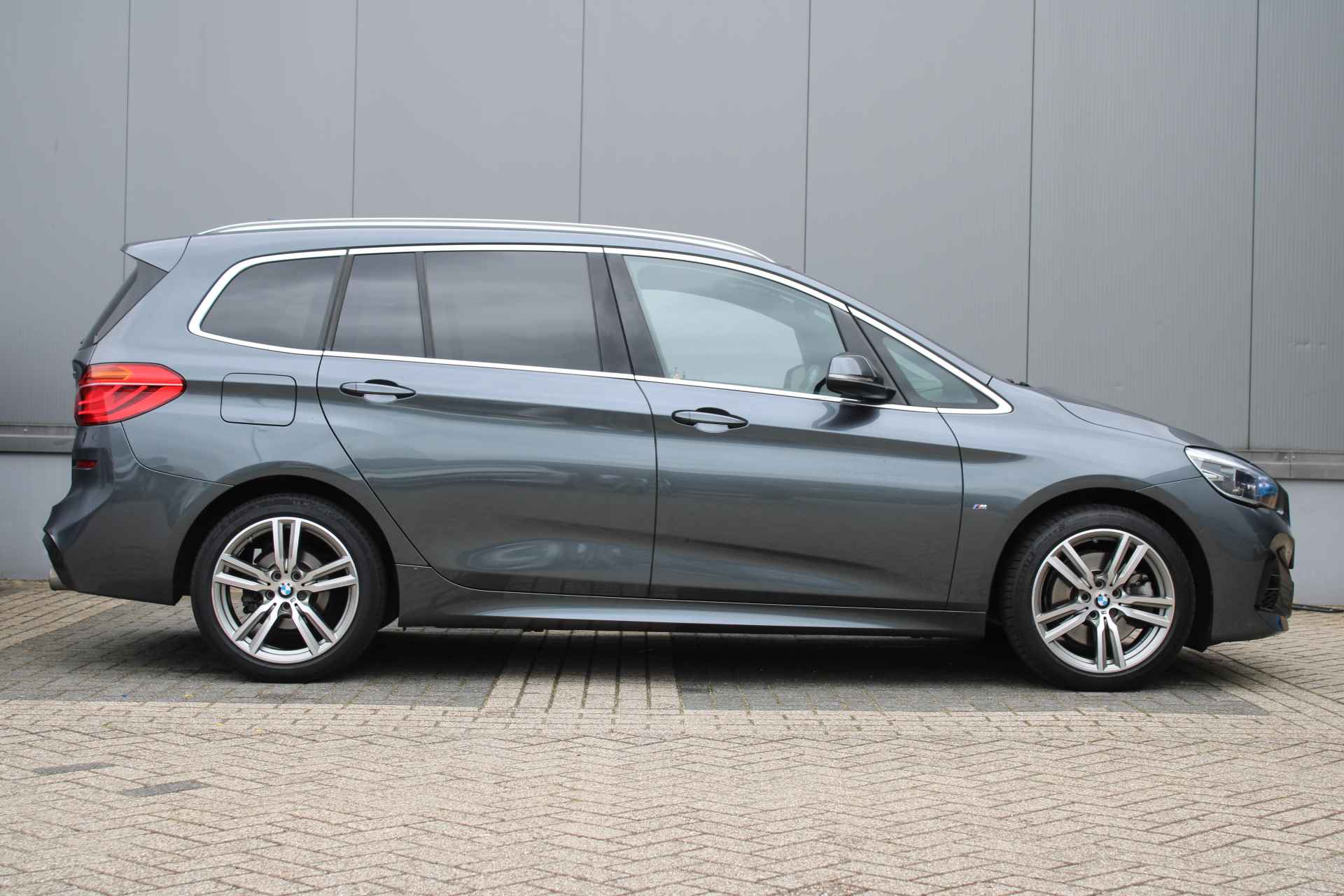 BMW 2 Serie Gran Tourer 220i 7p. High Executive Launch Edition LEDER | 7 PERSOONS | PARKEER CAMERA | NAVIGATIE | TREKHAAK - 7/43