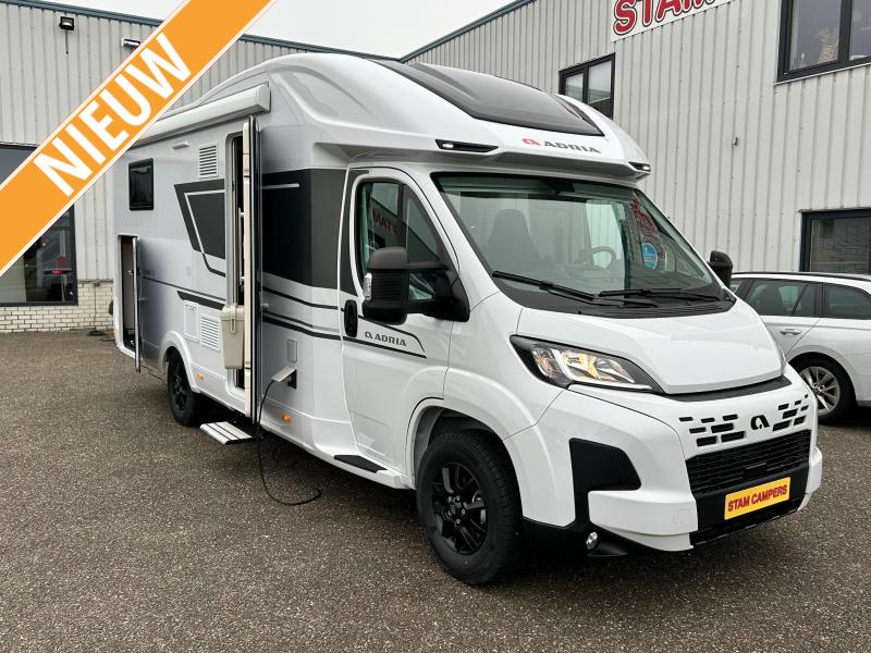 Adria Coral Axess 650 DL Benelux Edition 2025