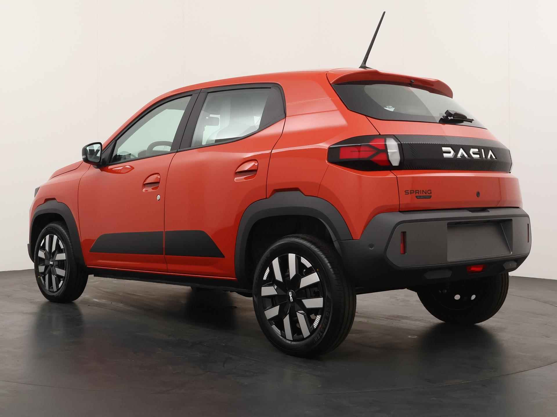 Dacia Spring Extreme 65 26.8 kWh - 4/21