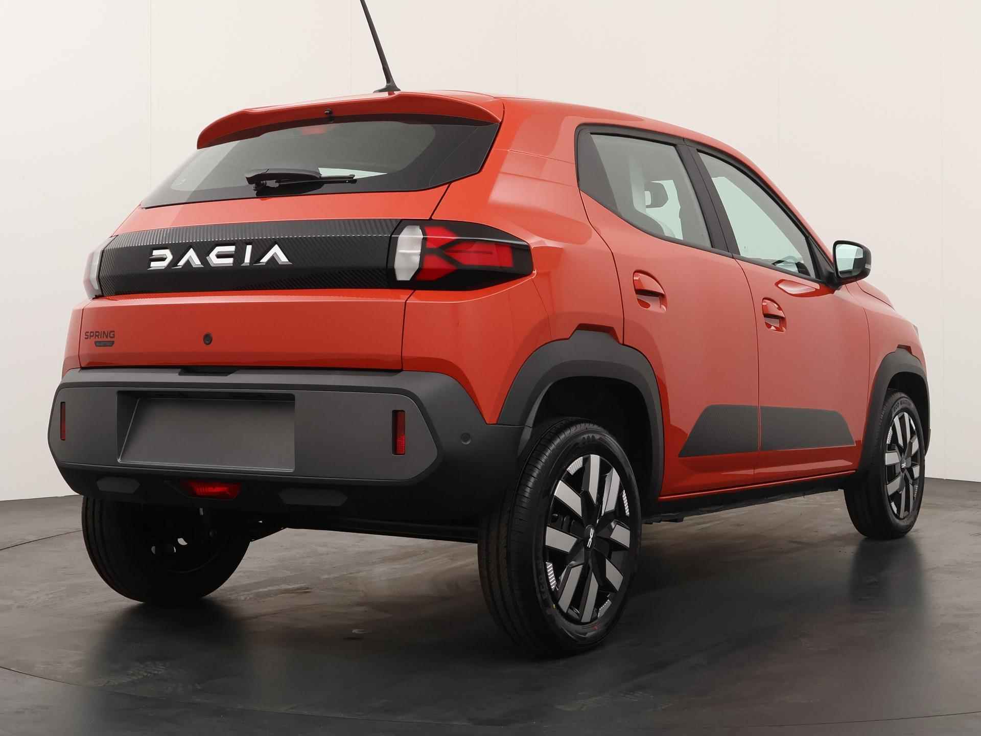 Dacia Spring Extreme 65 26.8 kWh - 6/21