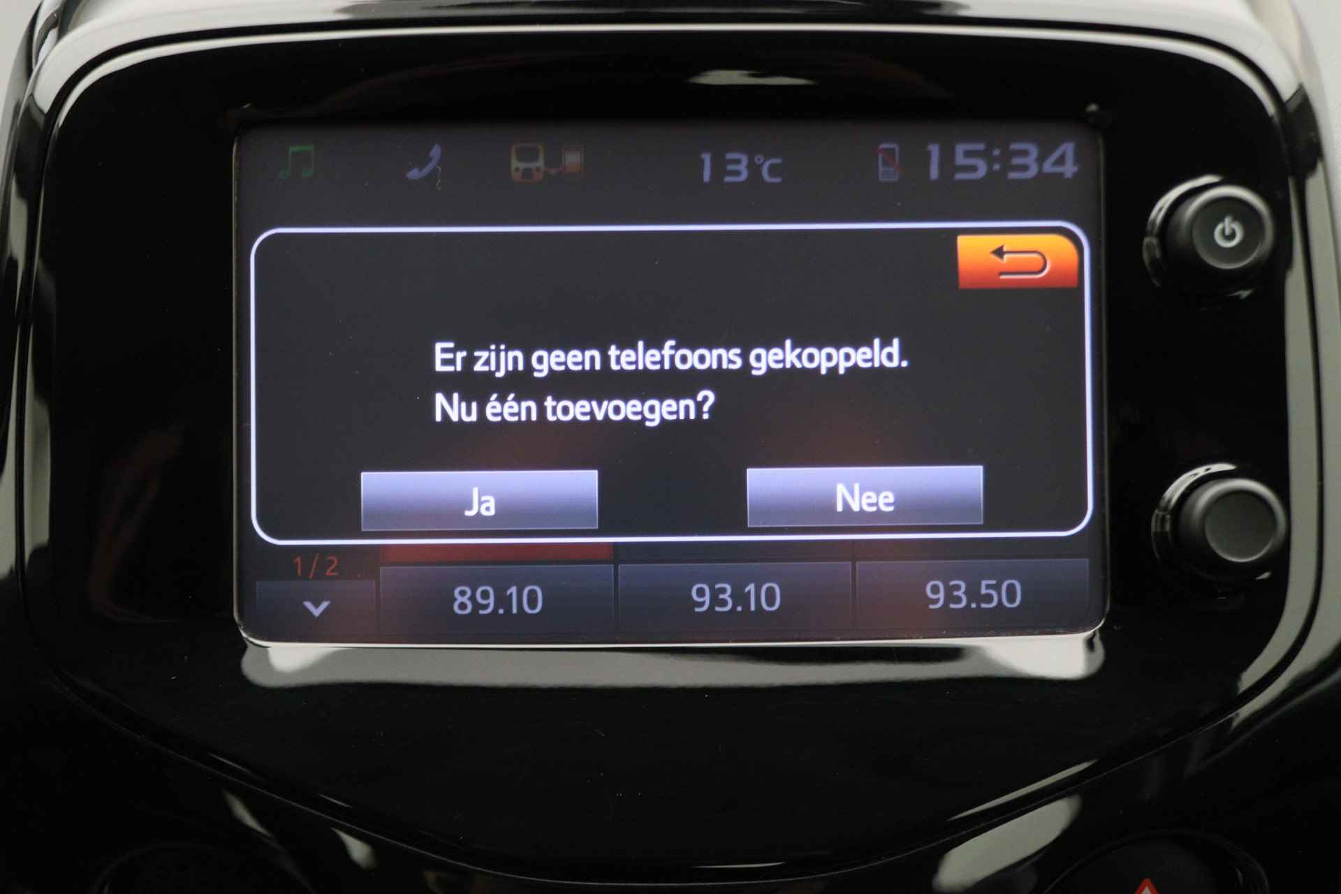 Toyota Aygo 1.0 VVT-i x-play 5-deurs Airco, Camera, Bluetooth, Limiter, USB/AUX, Elektr. Pakket - 35/40