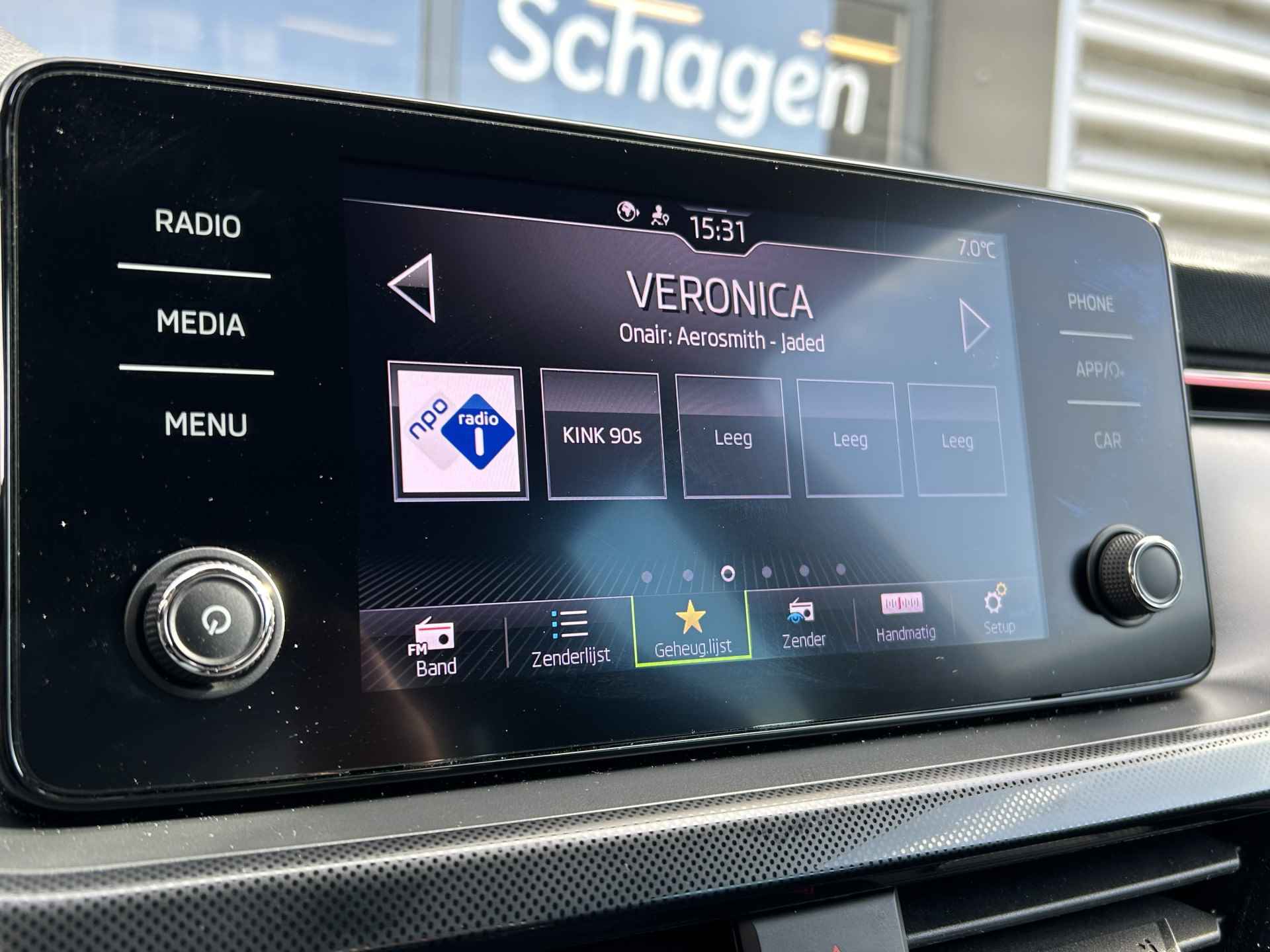 Škoda Kamiq 1.0 TSI 110 pk Sport Business | Navigatie by app | Cruise Control | Sensoren A | - 23/32
