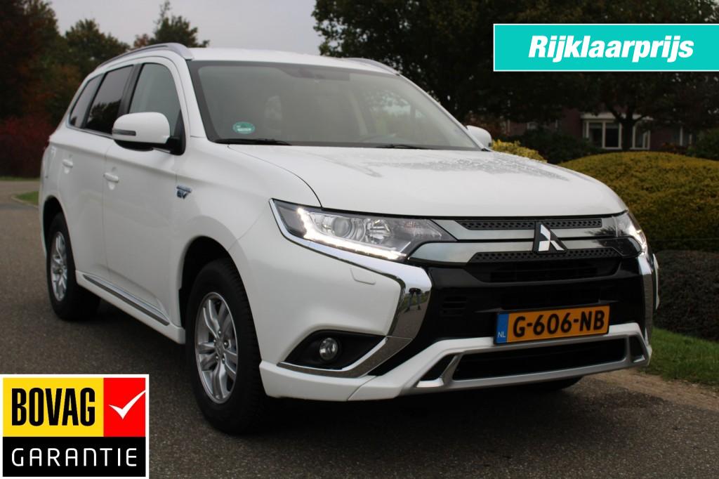 MITSUBISHI Outlander 2.4 PHEV 240pk Pure automaat ECC/navi/cruise/camera/trekhaak