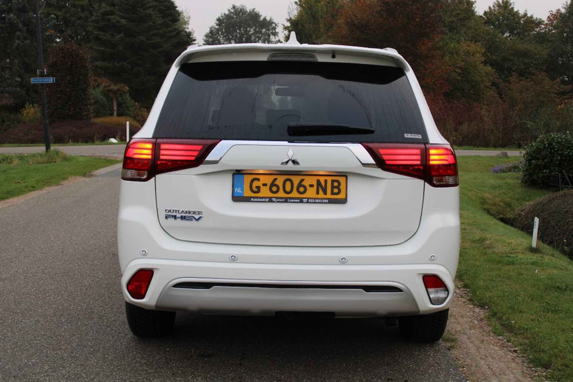 MITSUBISHI Outlander 2.4 PHEV 240pk Pure automaat ECC/navi/cruise/camera/trekhaak - 29/36