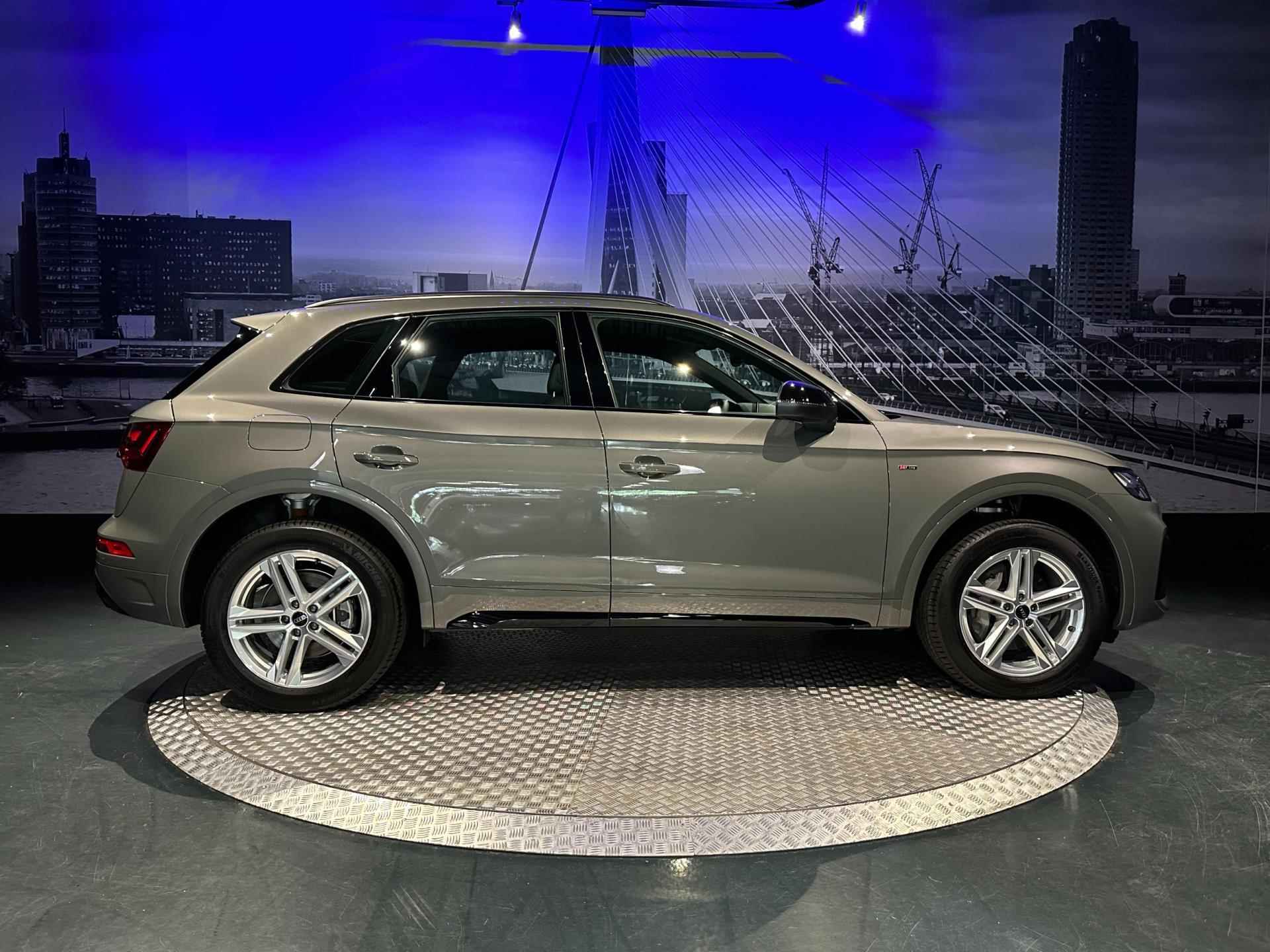 Audi Q5 50 TFSI e S edition Competition *Keyless*Camera*ChronosGrey*NIEUW* € 10.000,- korting! - 14/36