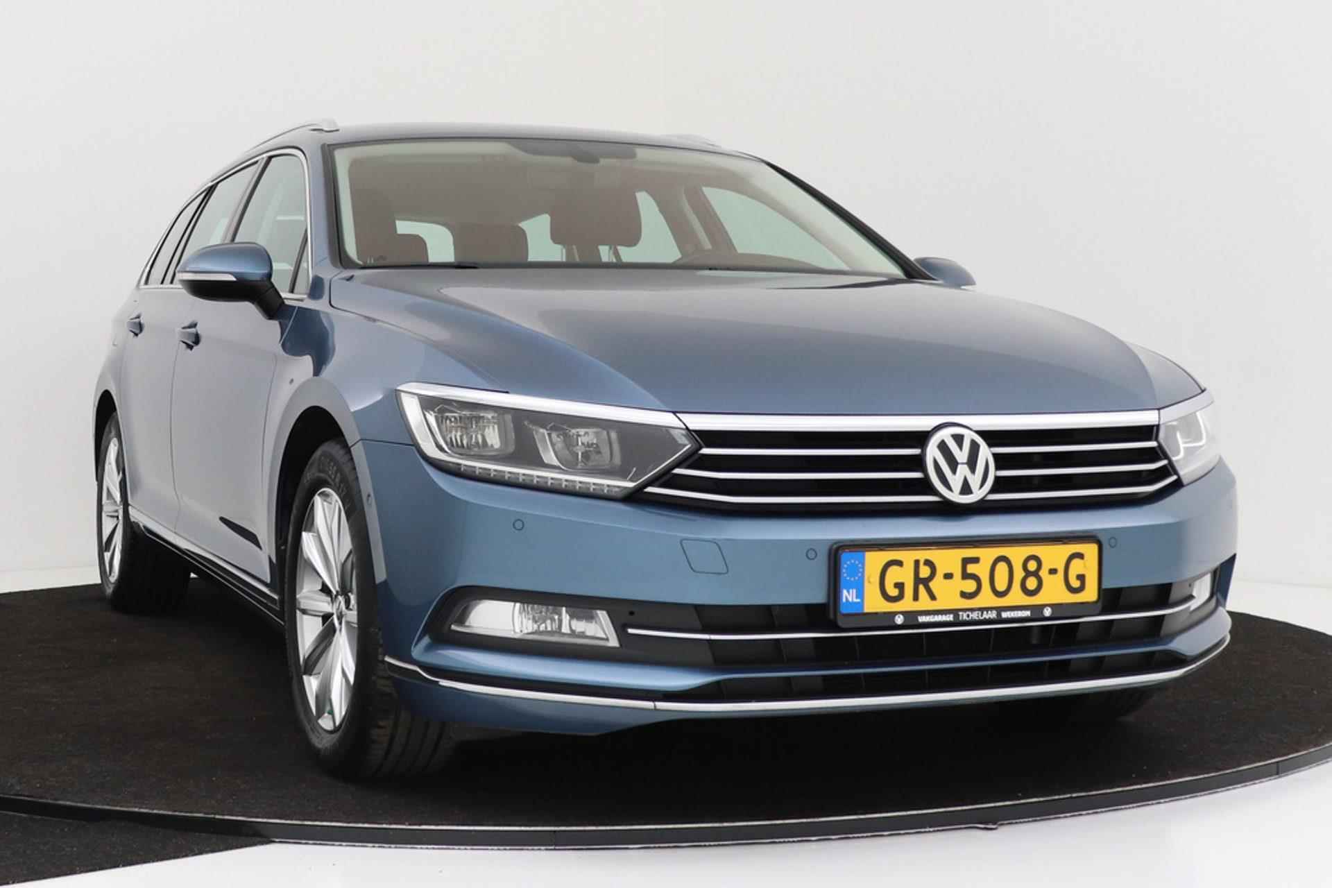 Volkswagen Passat Variant 1.4 TSI ACT Highline | Org NL | Adap. Cruise | Navigatie | Stoelverwarming | Sportstoelen | - 13/49