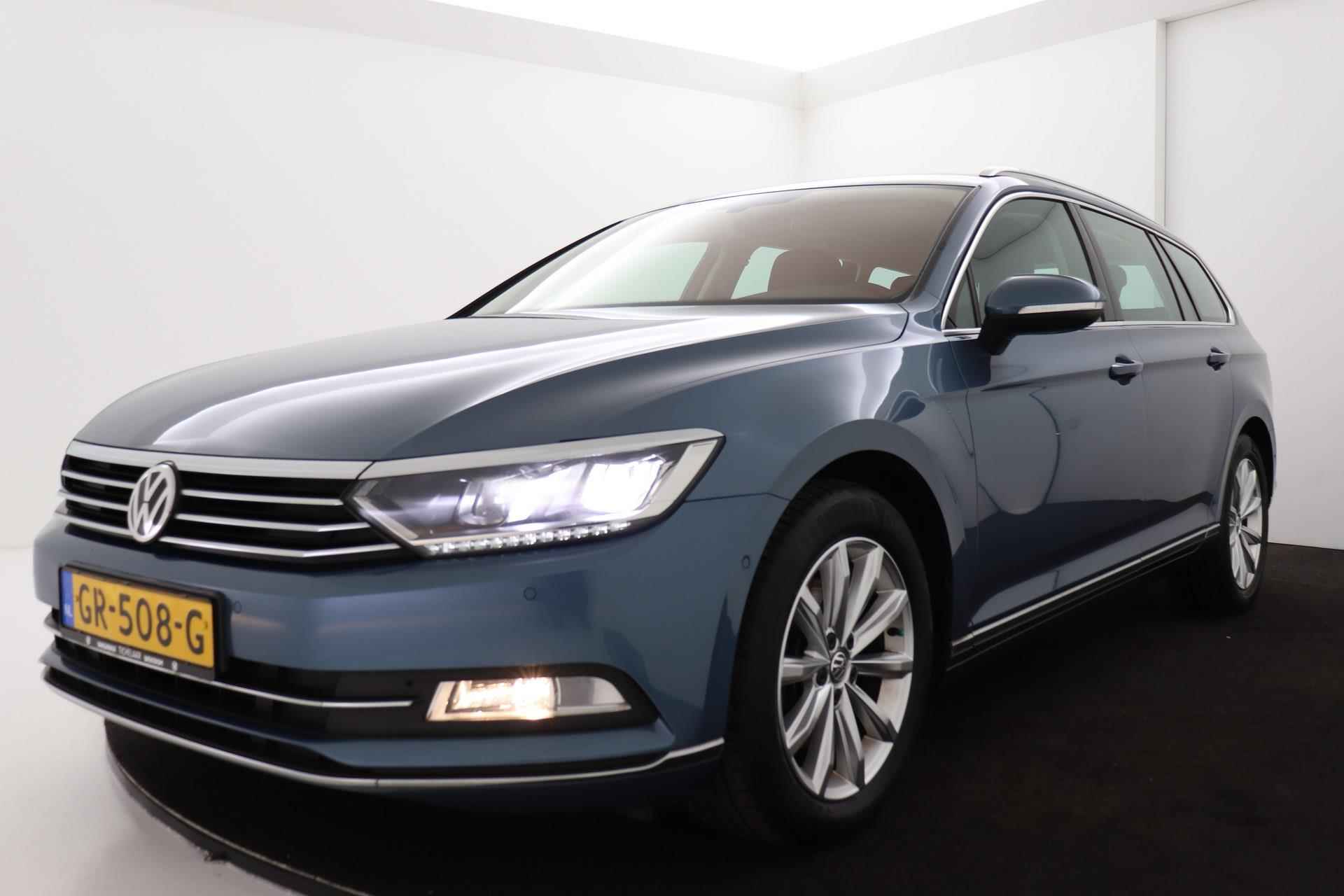 Volkswagen Passat Variant 1.4 TSI ACT Highline | Org NL | Adap. Cruise | Navigatie | Stoelverwarming | Sportstoelen | - 43/49