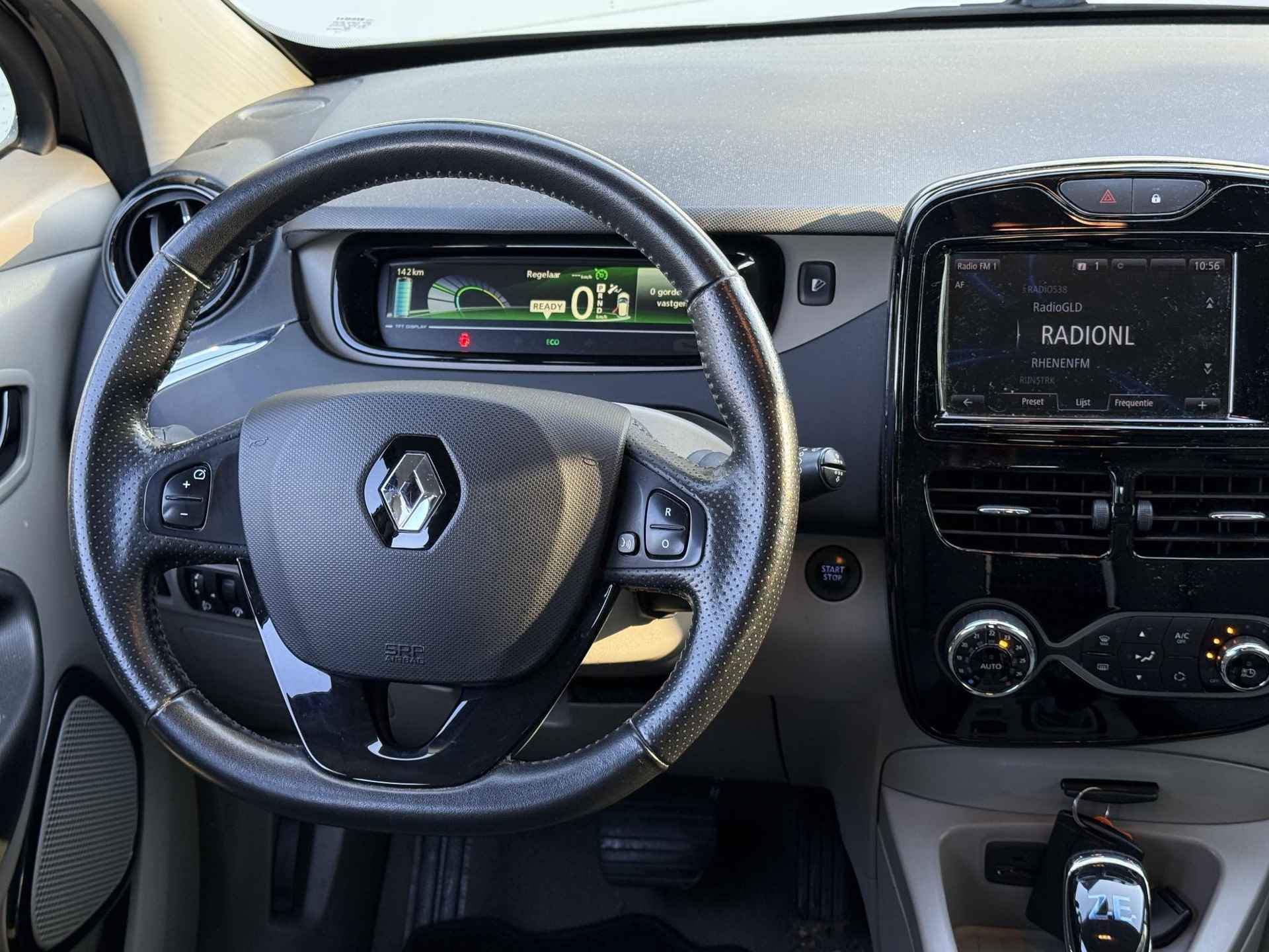 Renault ZOE R240 Intens 22 kWh (Koopaccu) (Hoge Instap) Camera | Navigatie | Keyless - 17/31