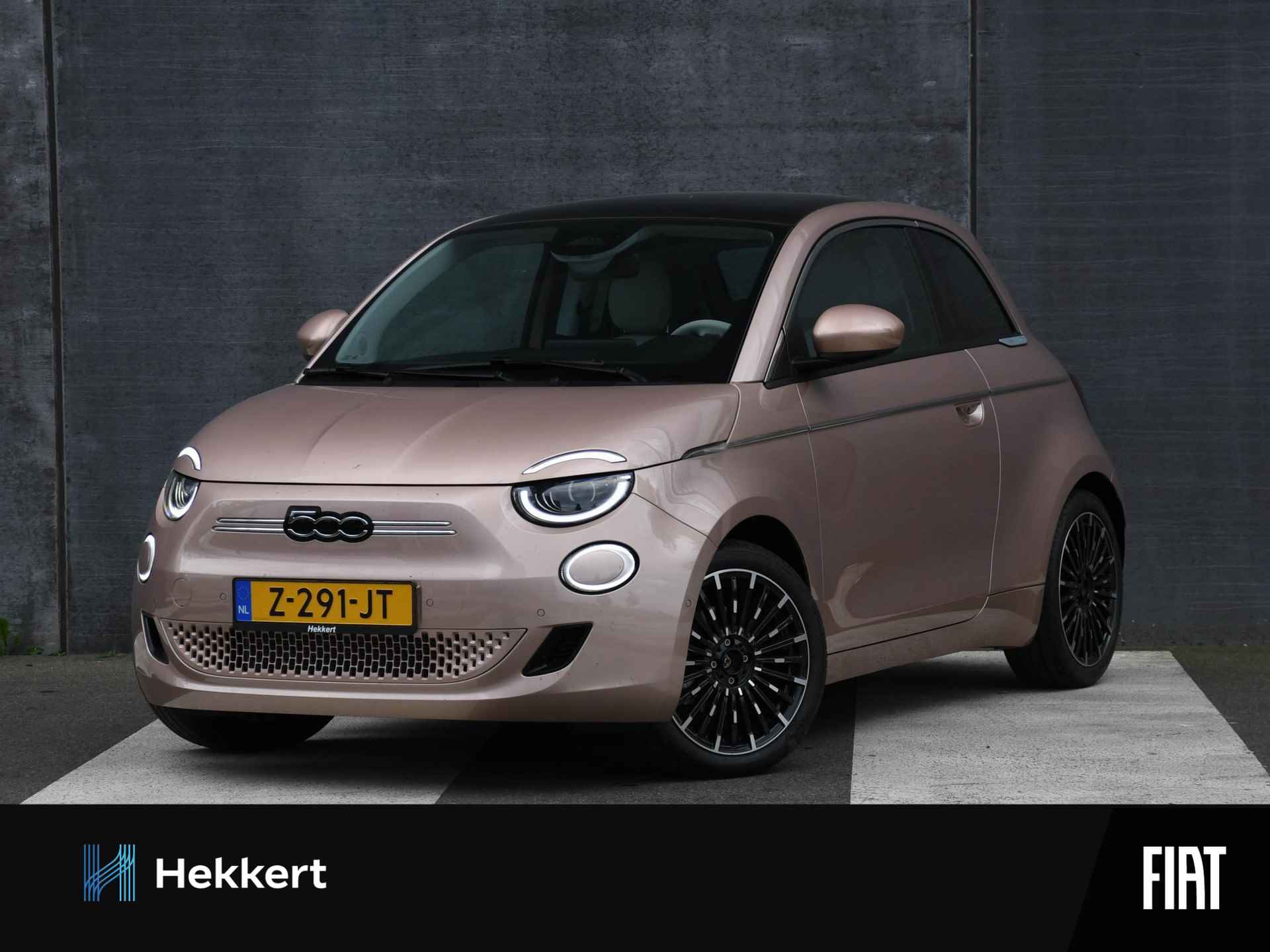 Fiat 500 3+1 La Prima 42kWh 118pk Automaat ADAP. CRUISE | PANO-DAK | LEDER | STOELVERWARMING | 17''LM | DODE HOEK | APPLE CARPLAY - 1/30