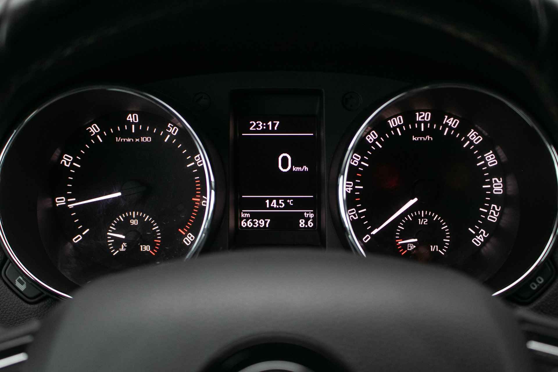 Škoda Yeti Outdoor 1.8 TSI Ambition 4x4 161 PK All-in rijklaarprijs | Trekhaak | Leer | Cruise | All-season | 1800 KG trekgewicht - 14/34