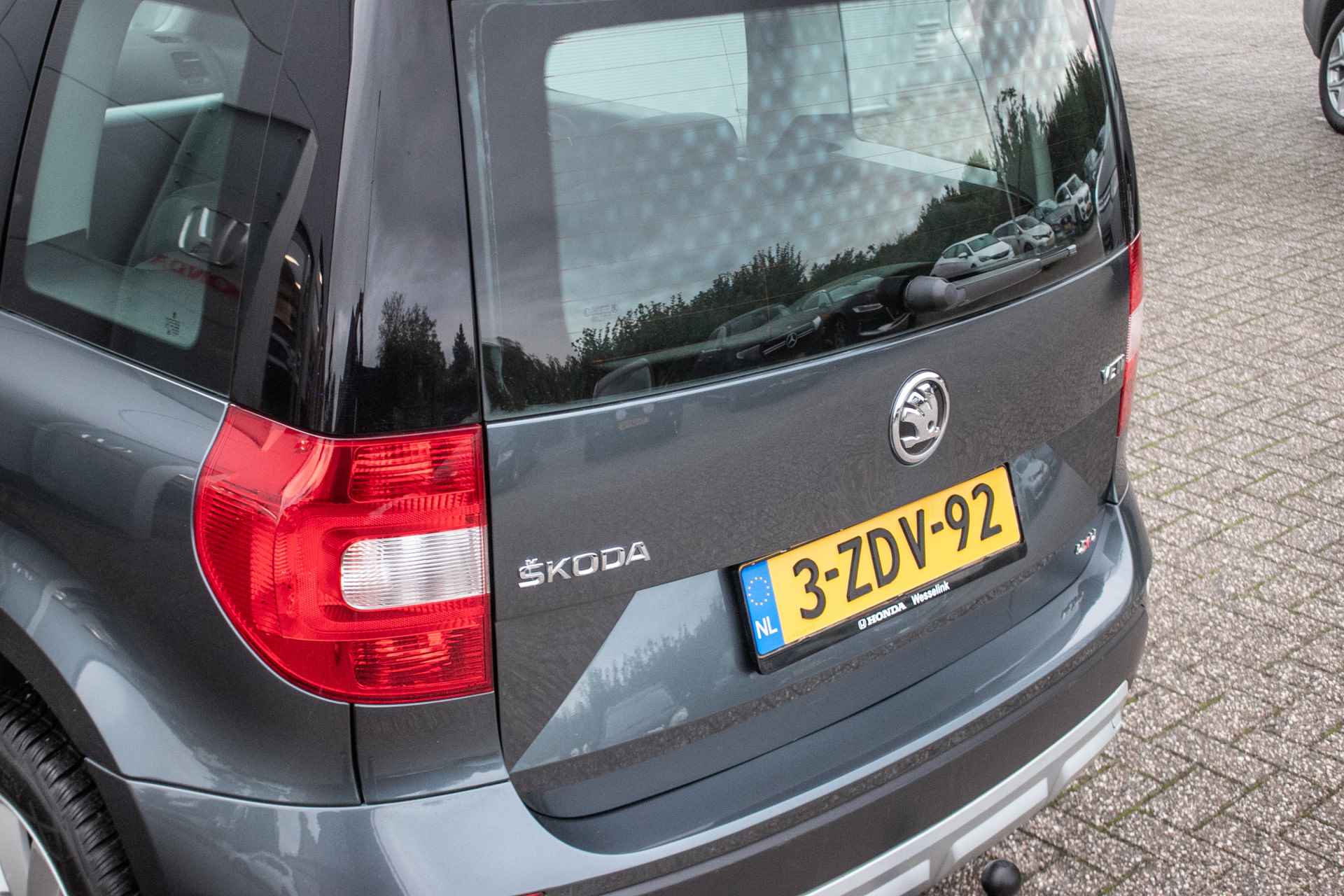 Škoda Yeti Outdoor 1.8 TSI Ambition 4x4 161 PK All-in rijklaarprijs | Trekhaak | Leer | Cruise | All-season | 1800 KG trekgewicht - 20/34