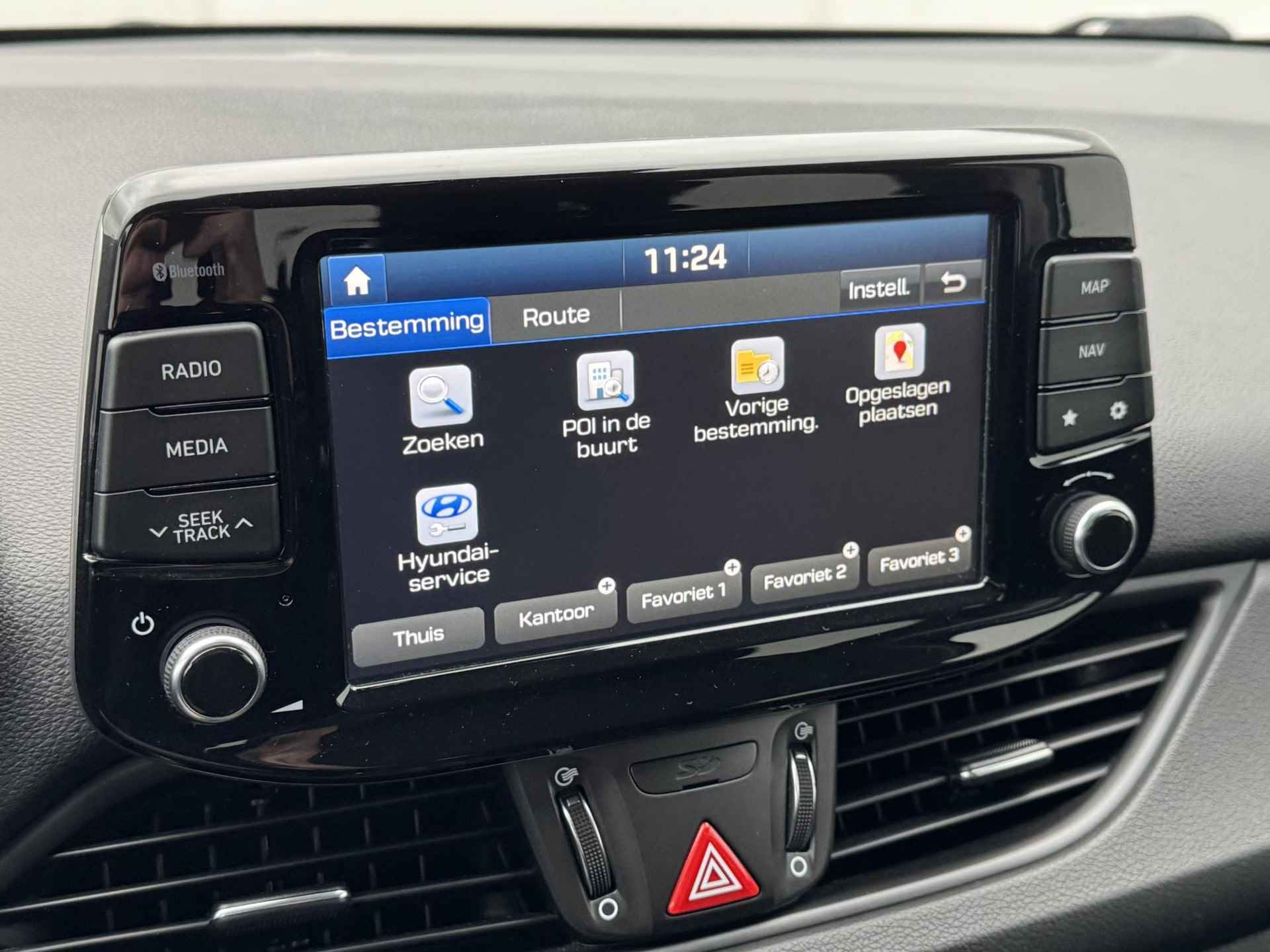 Hyundai i30 1.0 T-GDI First Edition / Navigatie / Apple Carplay Android / Camera / Trekgewicht 1.200 kg / - 24/39