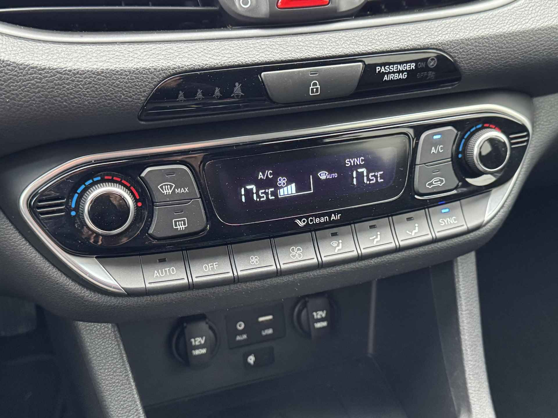 Hyundai i30 1.0 T-GDI First Edition / Navigatie / Apple Carplay Android / Camera / Trekgewicht 1.200 kg / - 25/39