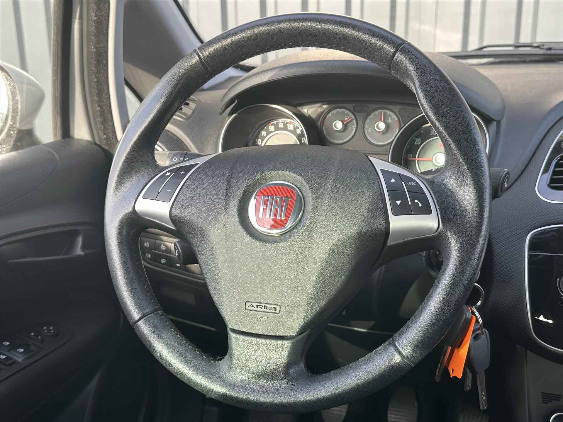 FIAT Punto 0.9 Turbo 100pk 5d Sempre I NL Auto I 1E Eigenaar I Navigatie I Climate Control I Crusie Control I Parkeersensoren I - 20/28