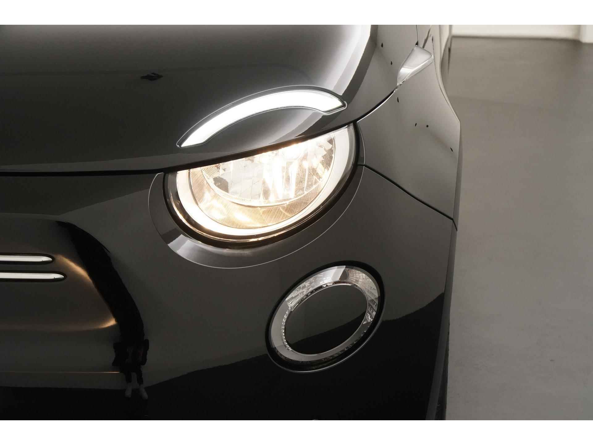 Fiat 500E Icon 42 kWh | Digital Cockpit | Navigatie | Apple Carplay | Zondag Open! - 24/42