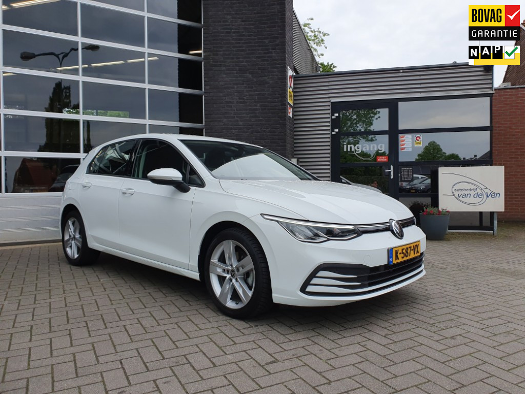 Volkswagen Golf 1.0 TSI Golf 8, 81KW 5drs, cruise control, pdc, app connect bij viaBOVAG.nl