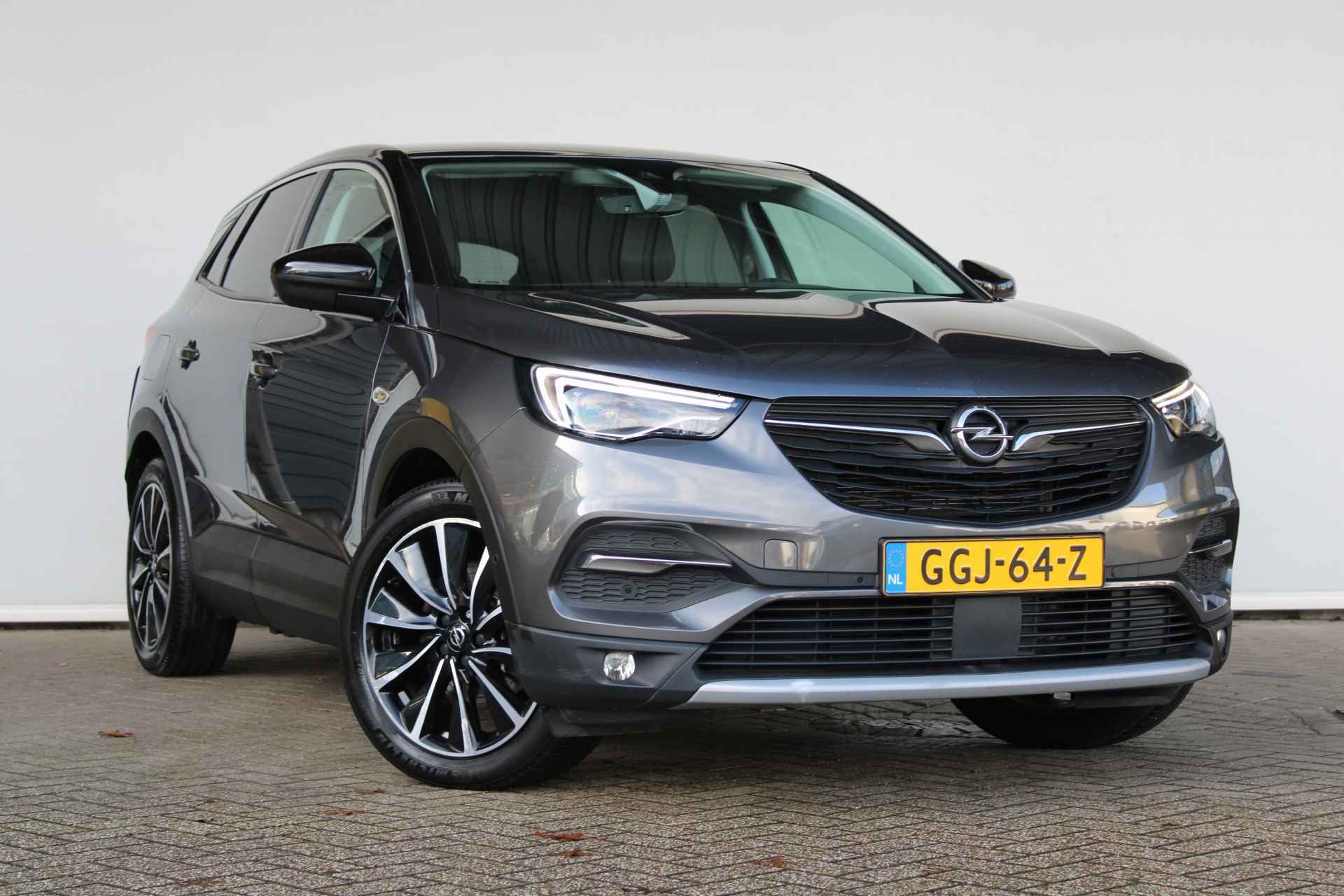 Opel Grandland X 1.6 Turbo Hybrid4 Ultimate - 4/36