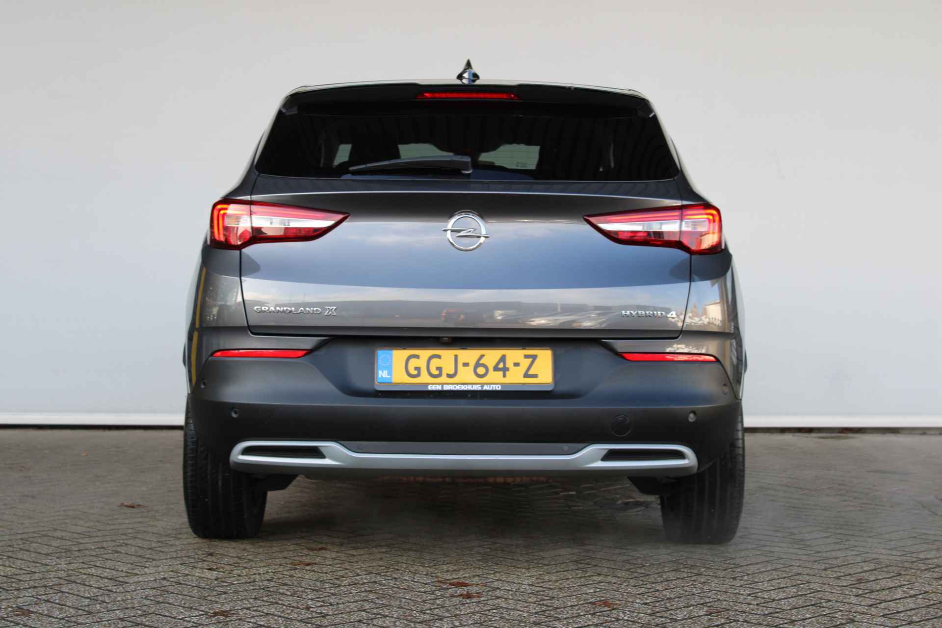 Opel Grandland X 1.6 Turbo Hybrid4 Ultimate - 7/36