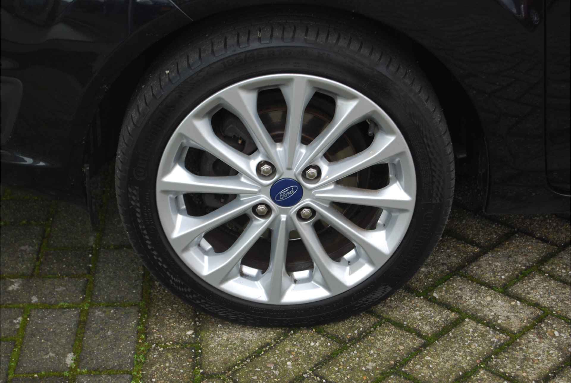 Ford Fiesta 1.0 EcoBoost Titanium | 100PK | NAVIGATIE | CRUISE CONTROL | 16 INCH VELGEN | D-RIEM VERVANGEN - 13/42