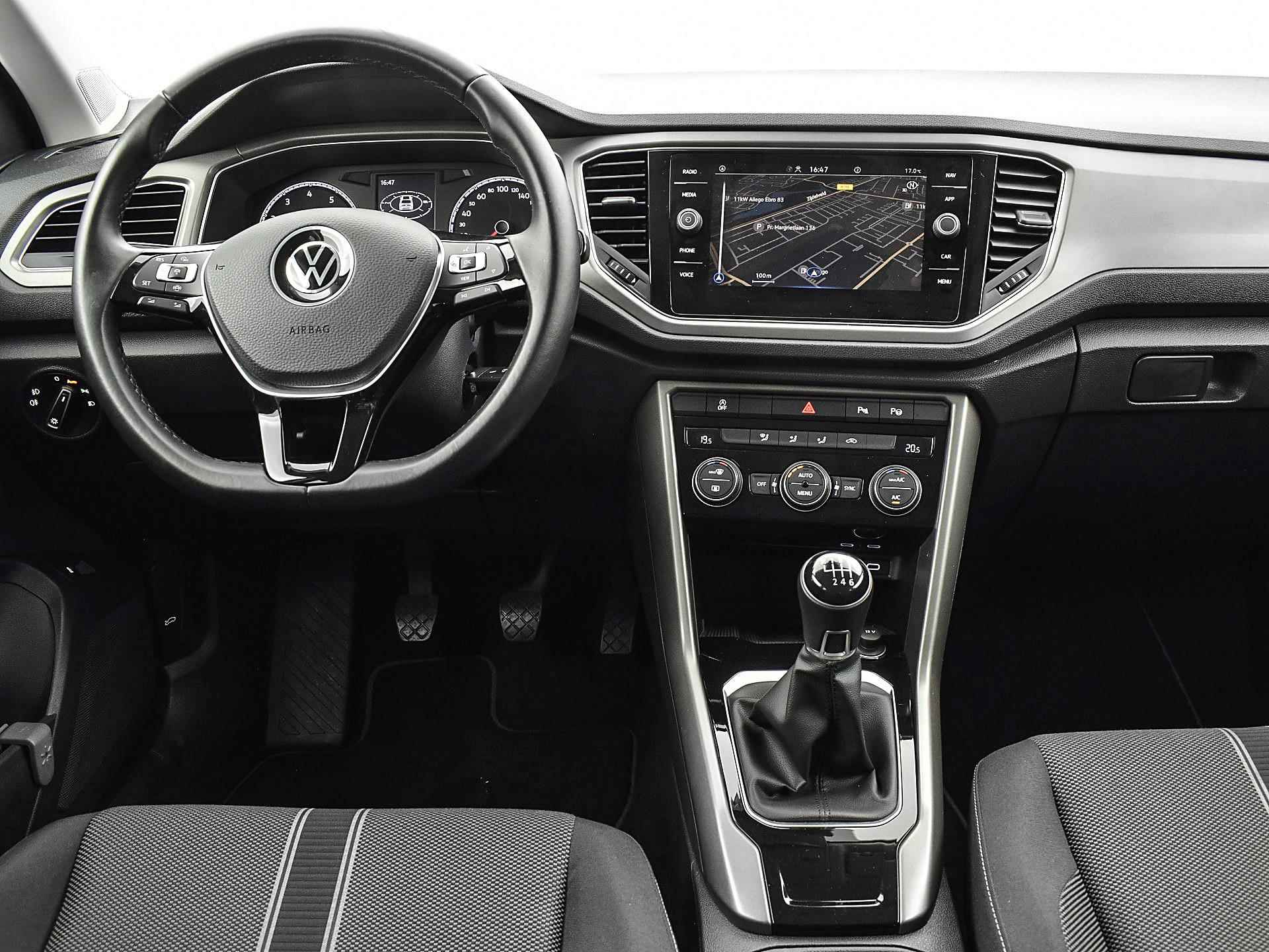 Volkswagen T-Roc 1.0 Tsi 110pk Style Business | ACC | Climatronic | App-Connect | P-Sensoren | Park Assist | Navi | 16'' Inch | Garantie t/m 31-12-2025 of 100.000km - 4/29