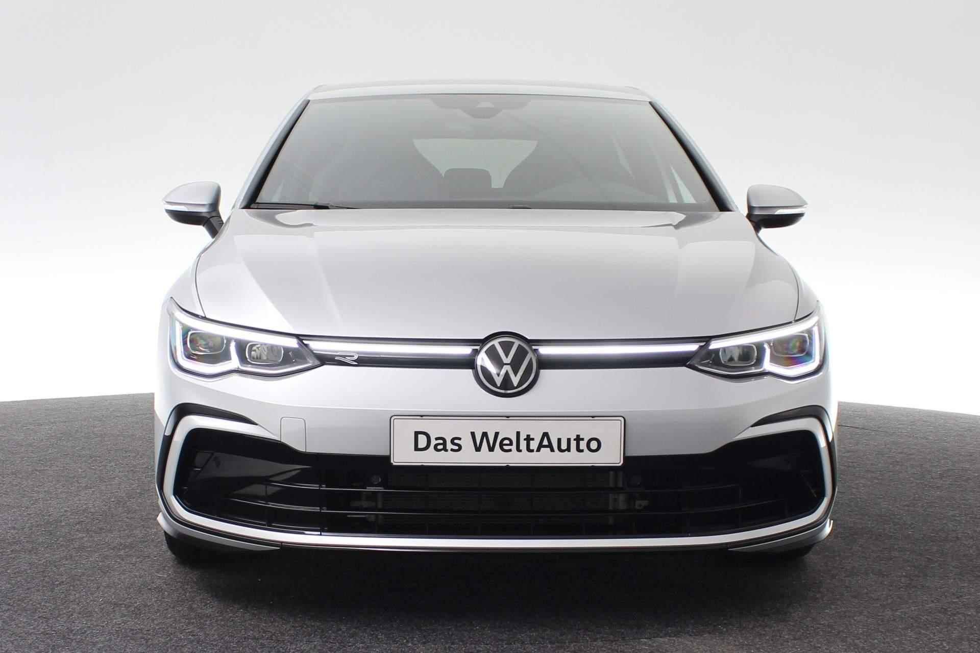 Volkswagen Golf 1.5 TSI 130PK R-Line Business+ | Camera | LED | Keyless | ACC | 17 inch - 17/42
