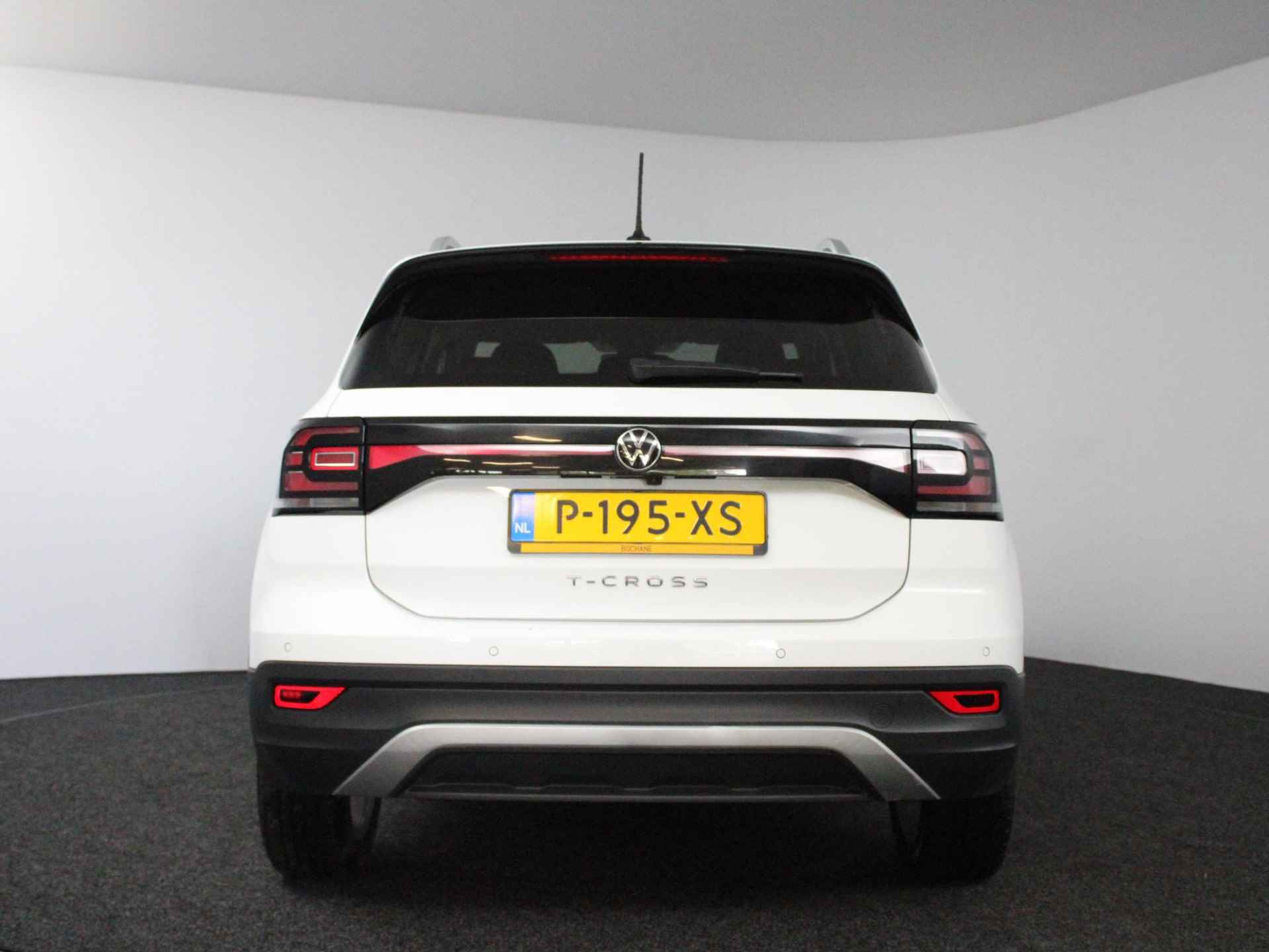 Volkswagen T-Cross 1.0 TSI DSG Style | LED | Navigatie | Camera | Stoelverwarming - 15/40