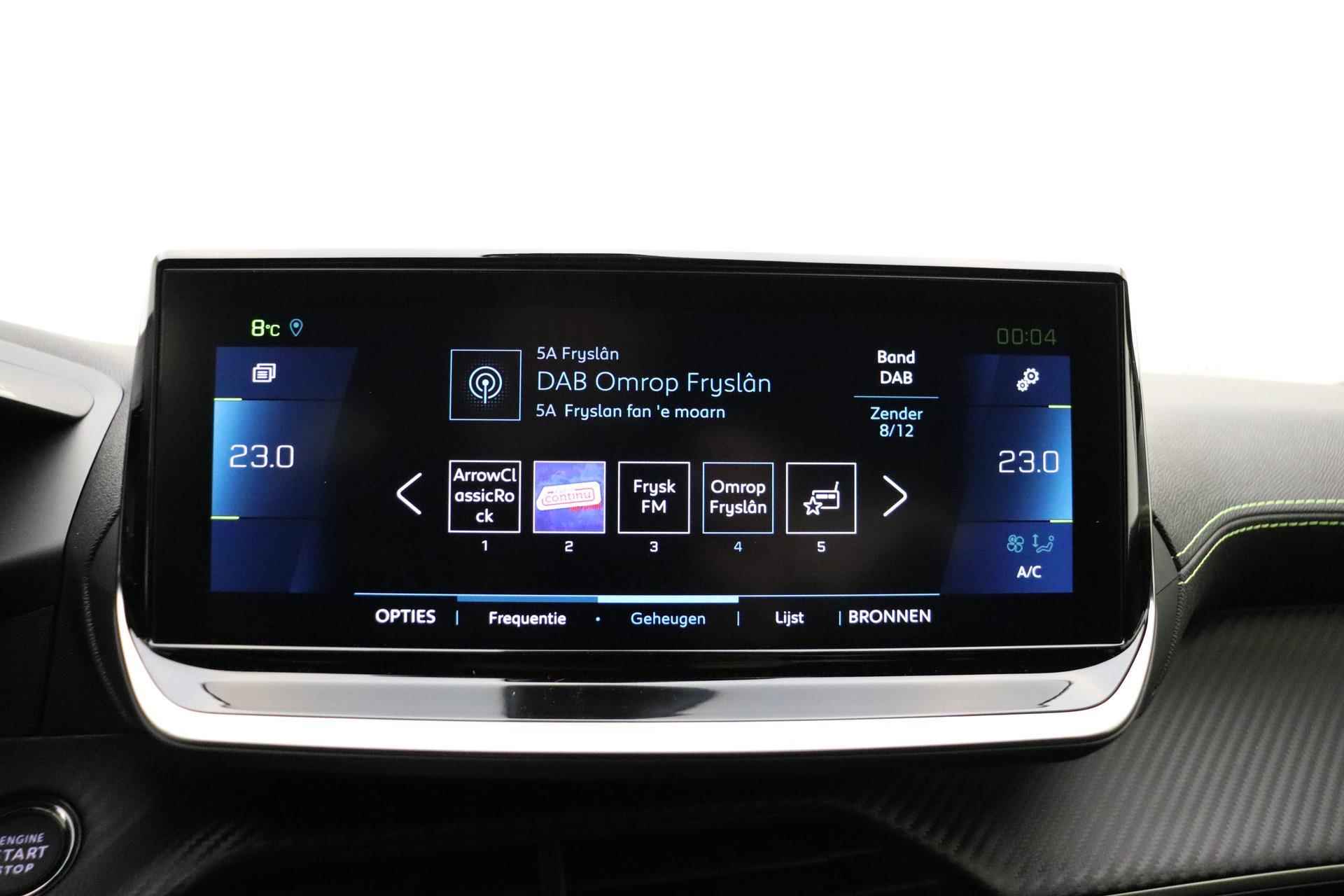 Peugeot e-208 EV GT 50 kWh 136 PK | Automaat | LMV | Camera | Stoelverwarming | Led | Cruise Control | Navigatie | Lane Assist | Dodehoek Detectie | 3D-Instrumentenpaneel | Voorraad Nieuw - 24/37