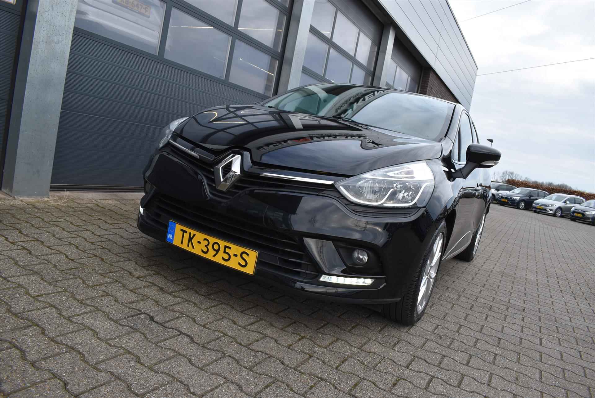 RENAULT Clio 0.9 Energy TCe 90pk Limited - 12/28