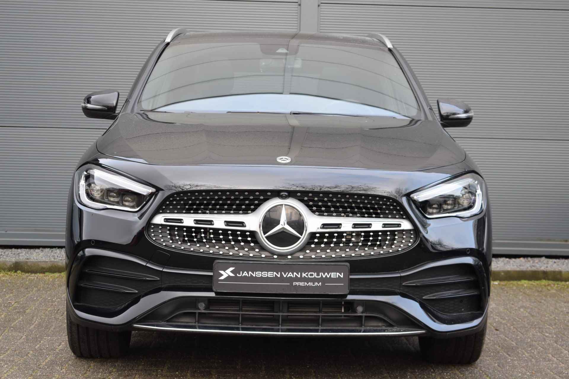 Mercedes-Benz GLA-klasse 250 e AMG Line / Panoramadak / Multibeam / Memory - 2/55