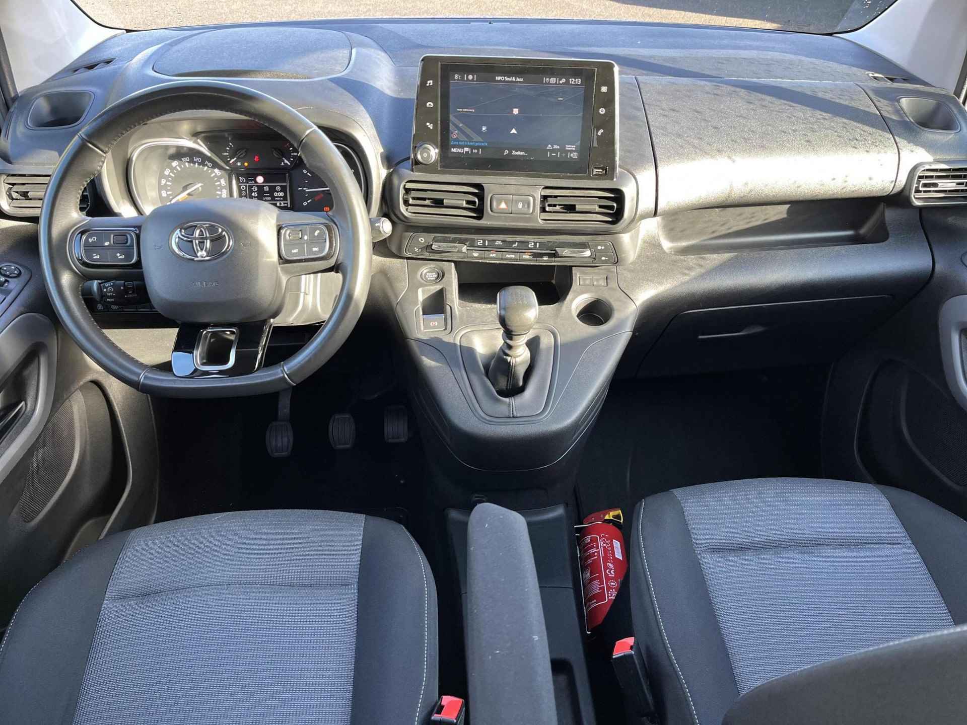 Toyota Pro Ace City Verso 1.2T Dynamic 7P | Navigatie | Apple CarPlay/Android auto | Achteruitrijcamera - 17/32