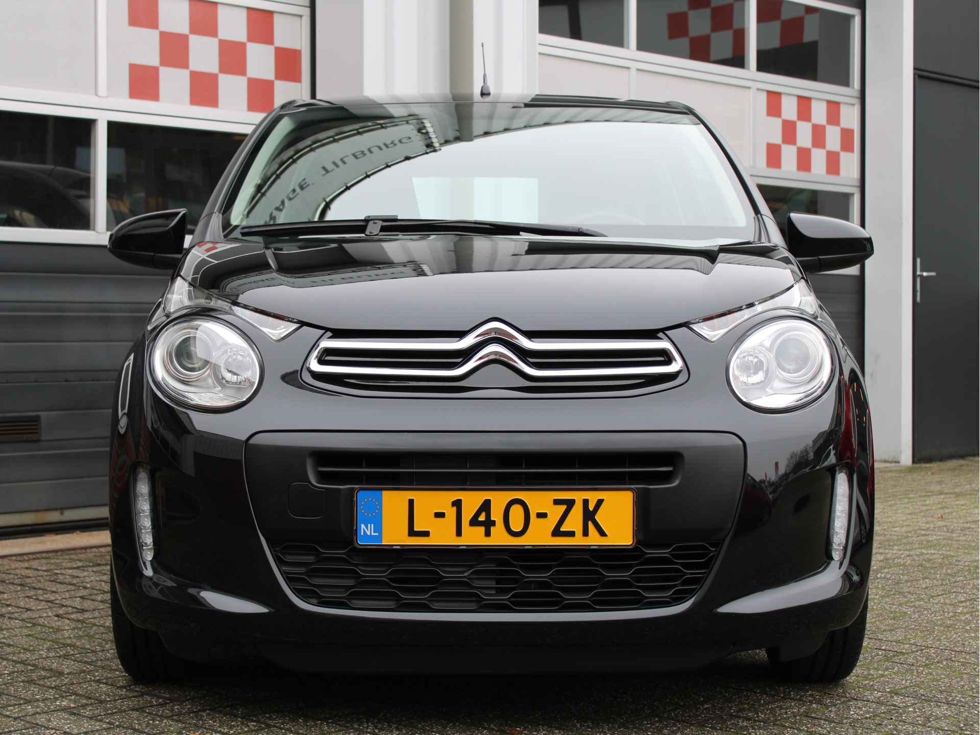 Citroën C1 1.0 VTi Feel /LED/AIRCO/Apple carplay/Achteruitrijcamera/DAB+/ISOFIX/USB + AUX/CV/NAP! 1e eig! - 32/42