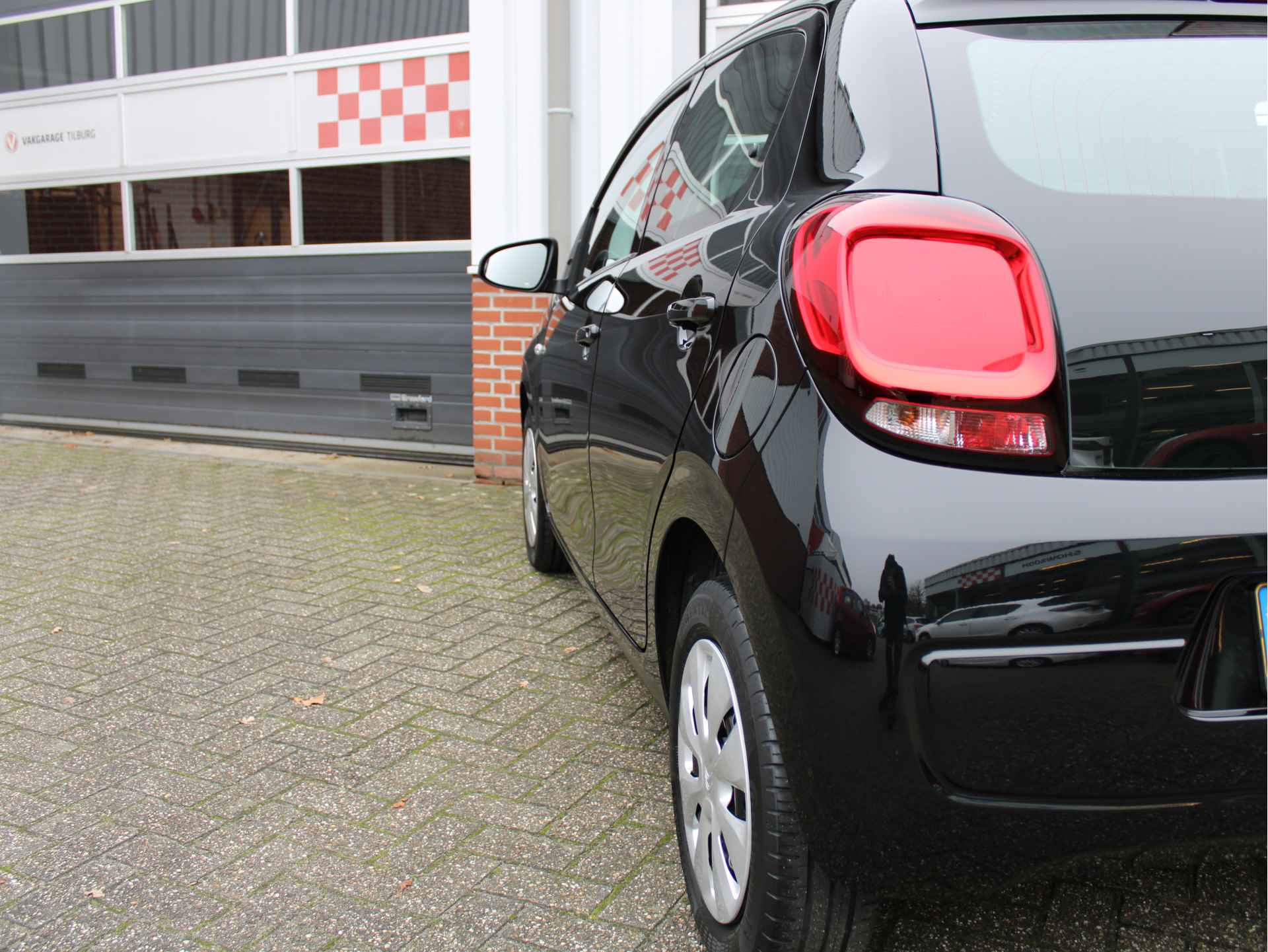 Citroën C1 1.0 VTi Feel /LED/AIRCO/Apple carplay/Achteruitrijcamera/DAB+/ISOFIX/USB + AUX/CV/NAP! 1e eig! - 36/42