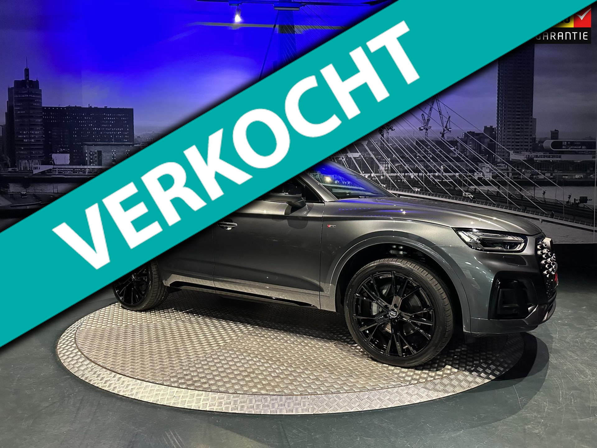 Audi Q5 50 TFSI e S edition Competition*Keyless*Camera*DaytonaGrey*NIEUW* € 10.000,- korting!