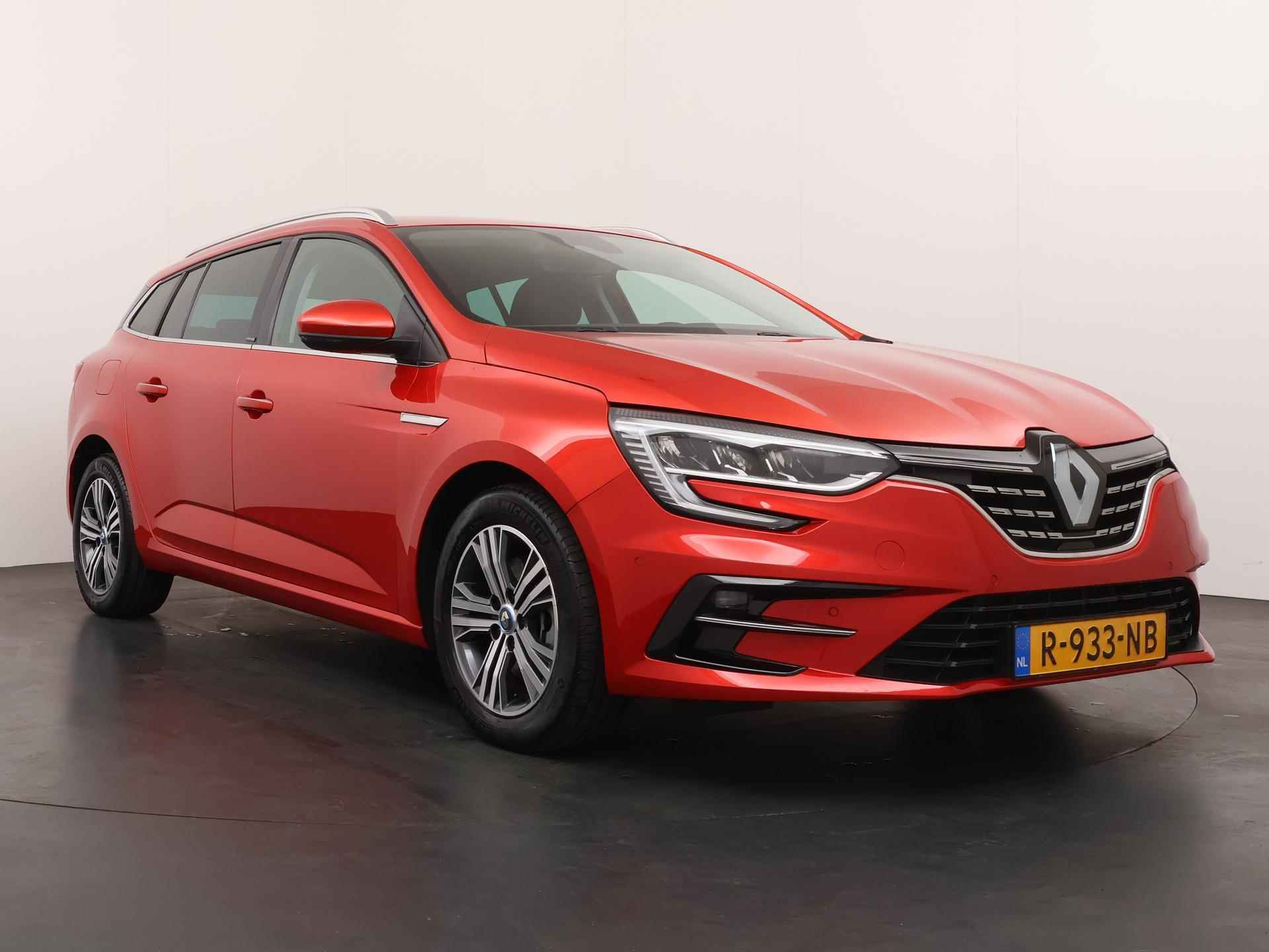 Renault Mégane Estate 1.6 E-Tech Plug-In Hybrid 160 Intens - 8/30