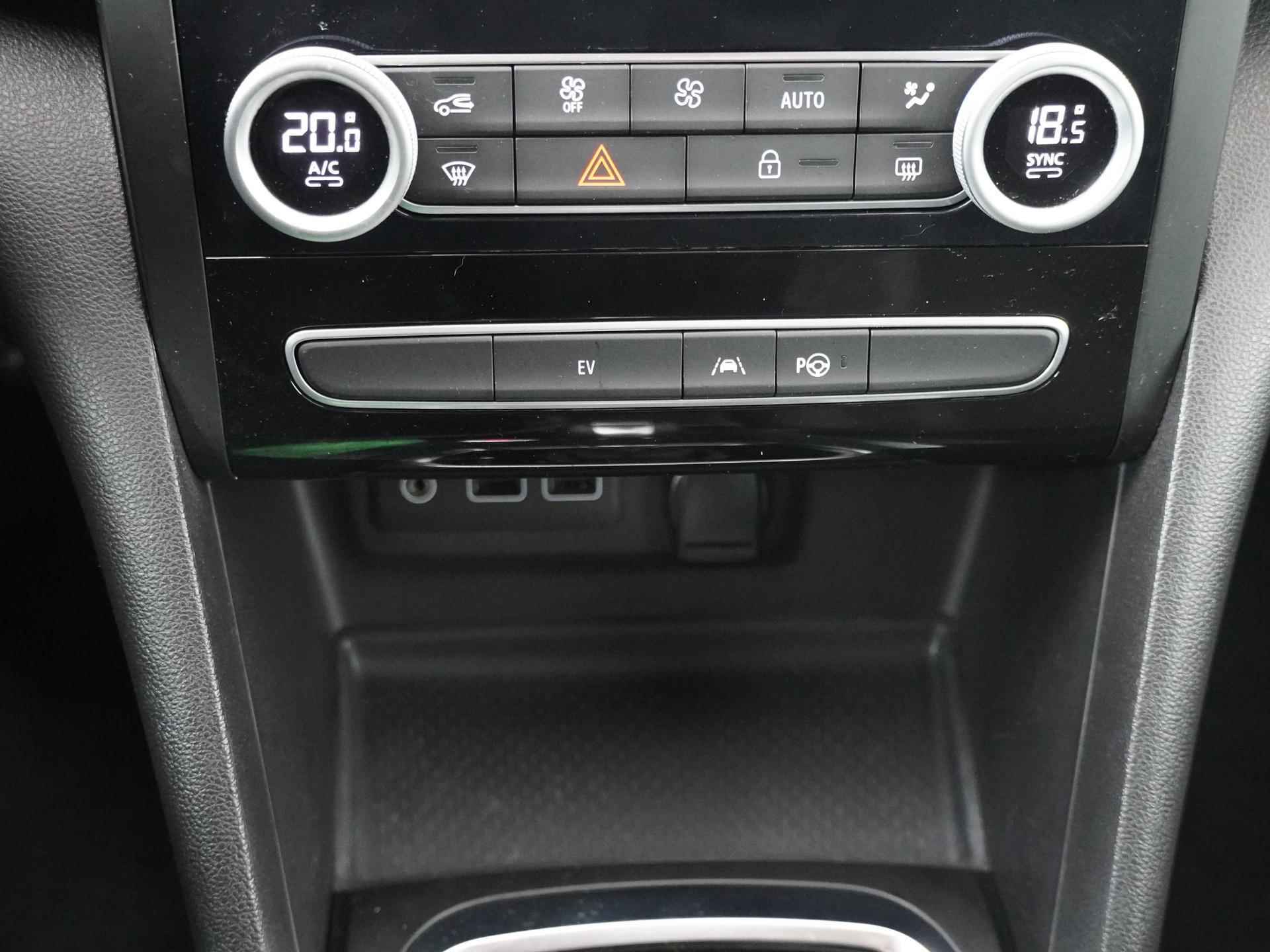 Renault Mégane Estate 1.6 E-Tech Plug-In Hybrid 160 Intens - 18/30