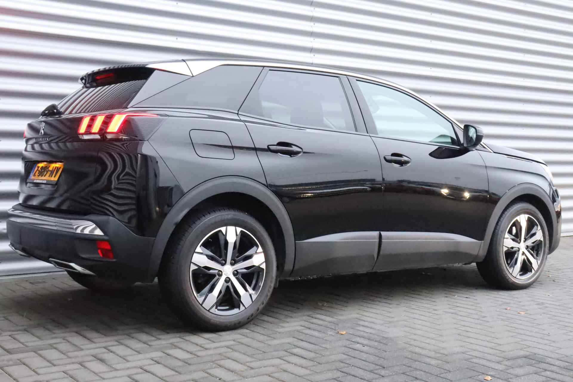 Peugeot 3008 1.2 PURETECH 130PK ACTIVE AUTOMAAT / NAVI / CLIMA / PDC / 18" LMV / GRIP-CONTROL / BLUETOOTH / CRUISECONTROL / NIEUWSTAAT !! - 7/34