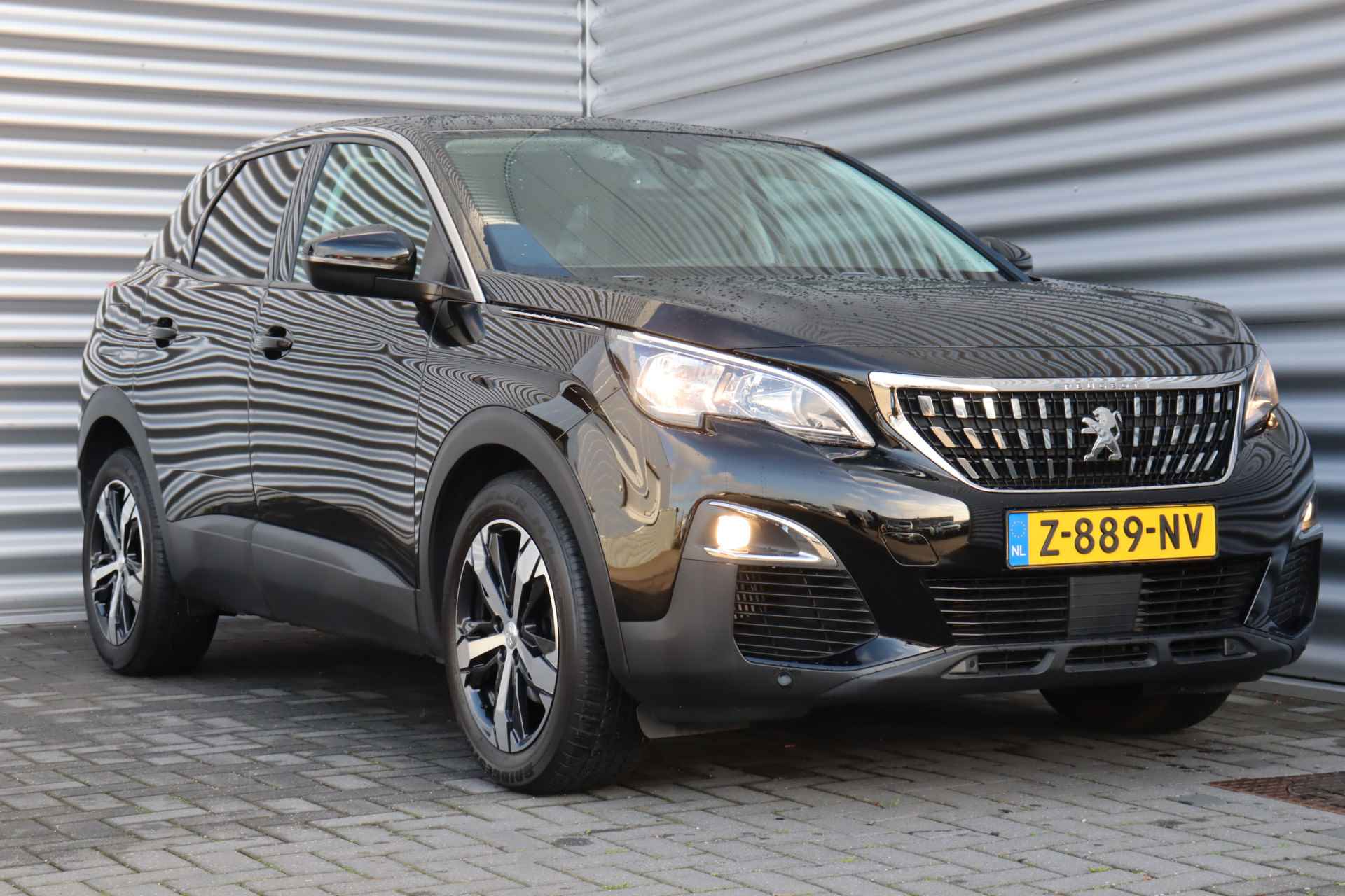 Peugeot 3008 1.2 PURETECH 130PK ACTIVE AUTOMAAT / NAVI / CLIMA / PDC / 18" LMV / GRIP-CONTROL / BLUETOOTH / CRUISECONTROL / NIEUWSTAAT !! - 4/34