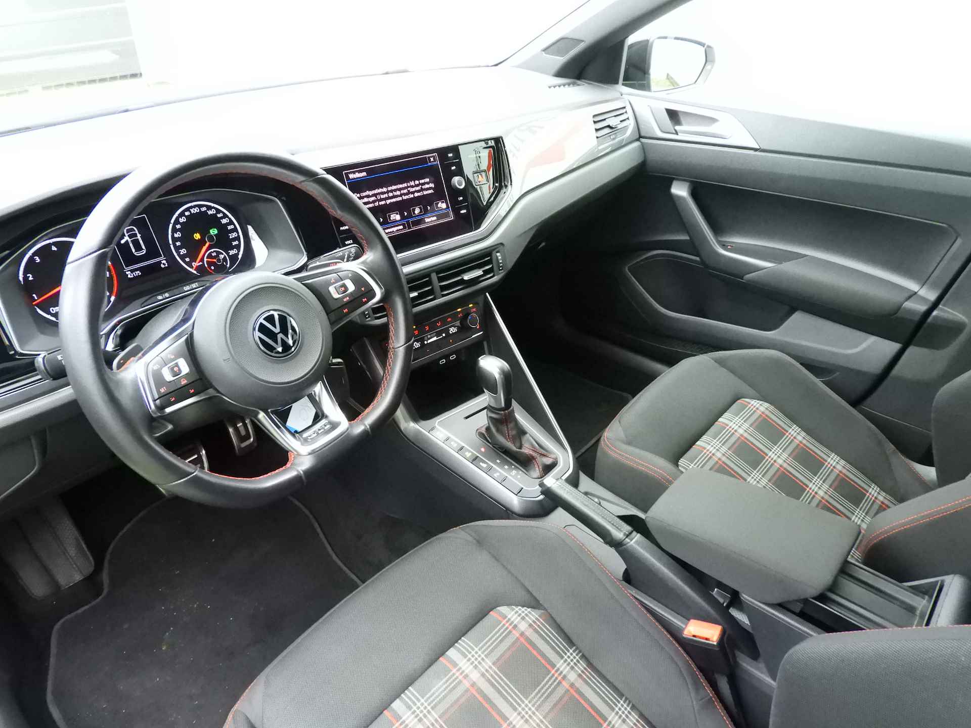 VOLKSWAGEN Polo 2.0 TSI 200pk 6-DSG GTI - 4/31