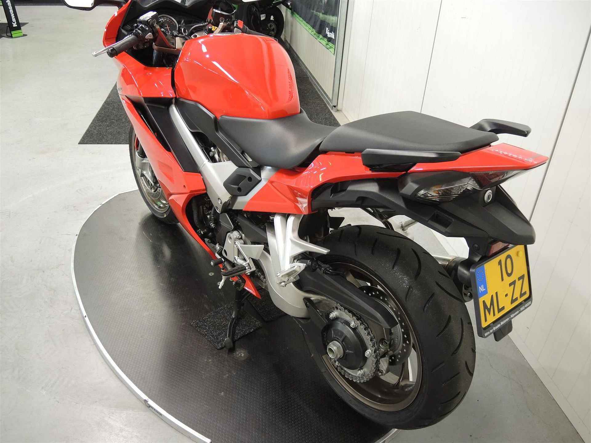 Honda VFR 800 F ABS - 2016 - 3/18