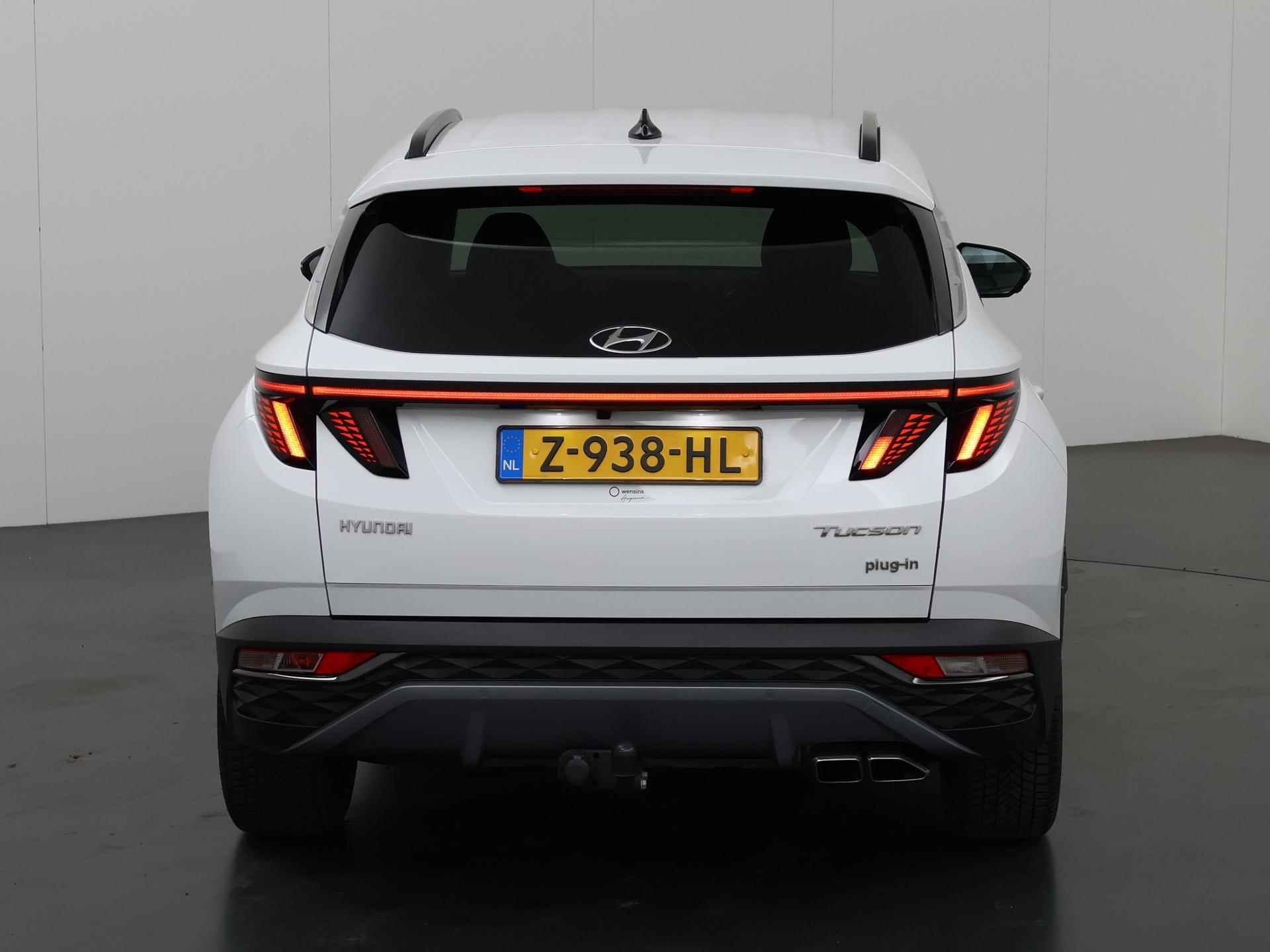 Hyundai Tucson 1.6 T-GDI PHEV Premium 4WD | Trekhaak | Stoelverwarming/Koeling | Ele.verstelbare stoelen + geheugen | 360 Camera | Navigatie | DAB | Apple CarPlay/Android Audio | Stuurverwarming | Adaptieve Cruise Control | Krell Audio | - 5/42