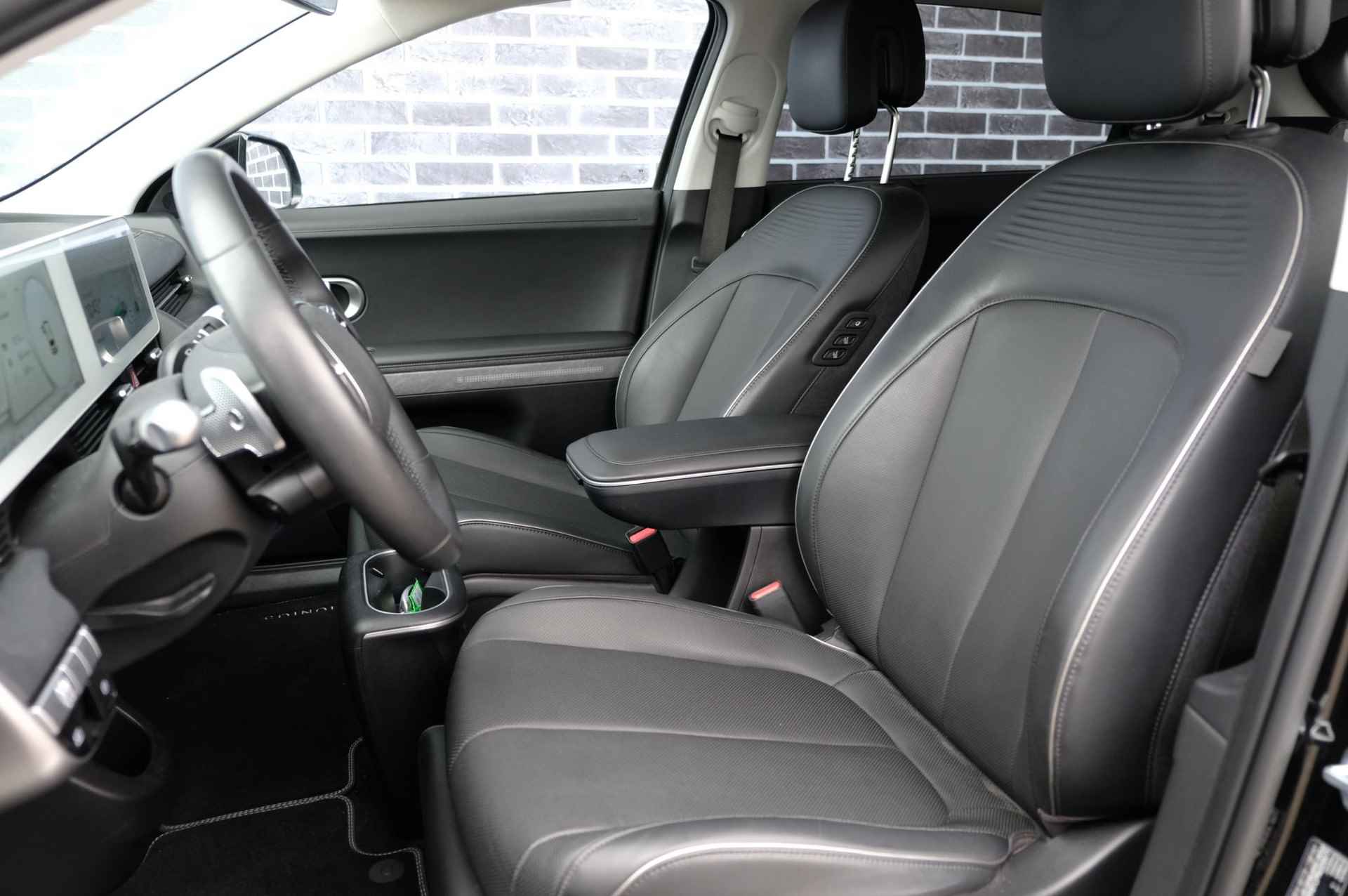 Hyundai IONIQ 5 73 kWh Lounge AWD | Warmtepomp | Stoelverwarming/Ventilatie | Navi | Camera | PDC - 7/38
