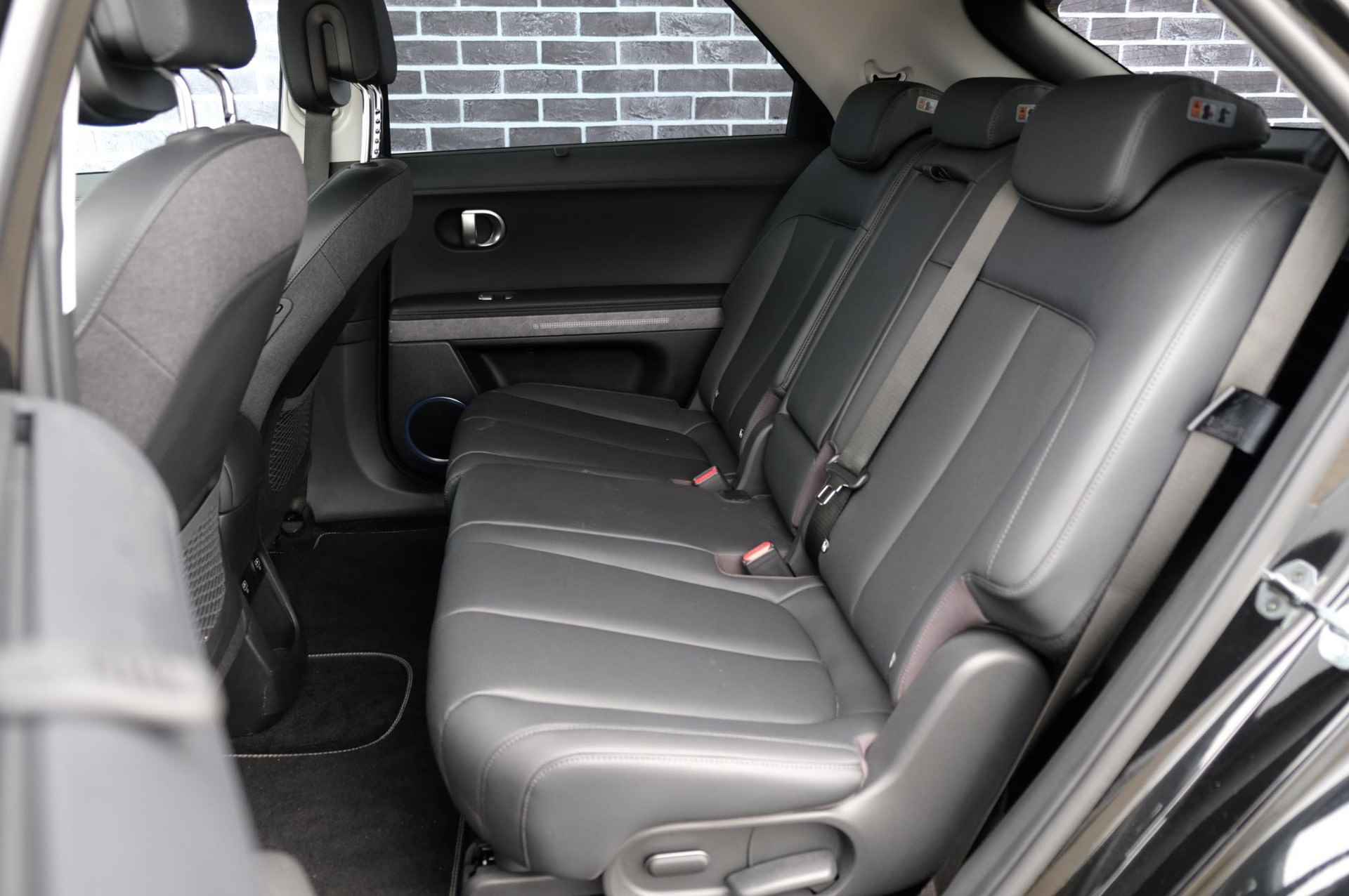Hyundai IONIQ 5 73 kWh Lounge AWD | Warmtepomp | Stoelverwarming/Ventilatie | Navi | Camera | PDC - 9/38