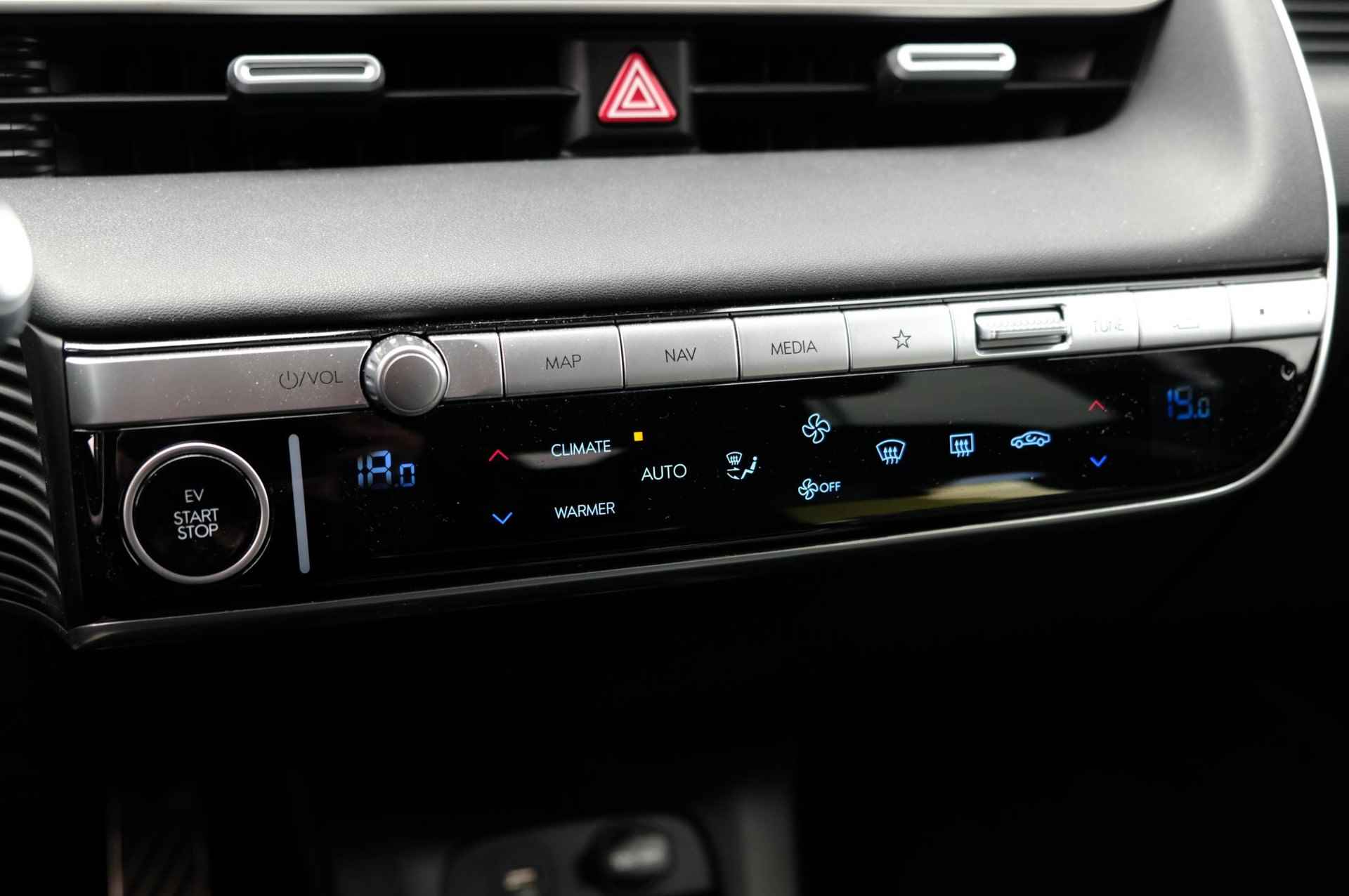 Hyundai IONIQ 5 73 kWh Lounge AWD | Warmtepomp | Stoelverwarming/Ventilatie | Navi | Camera | PDC - 28/38
