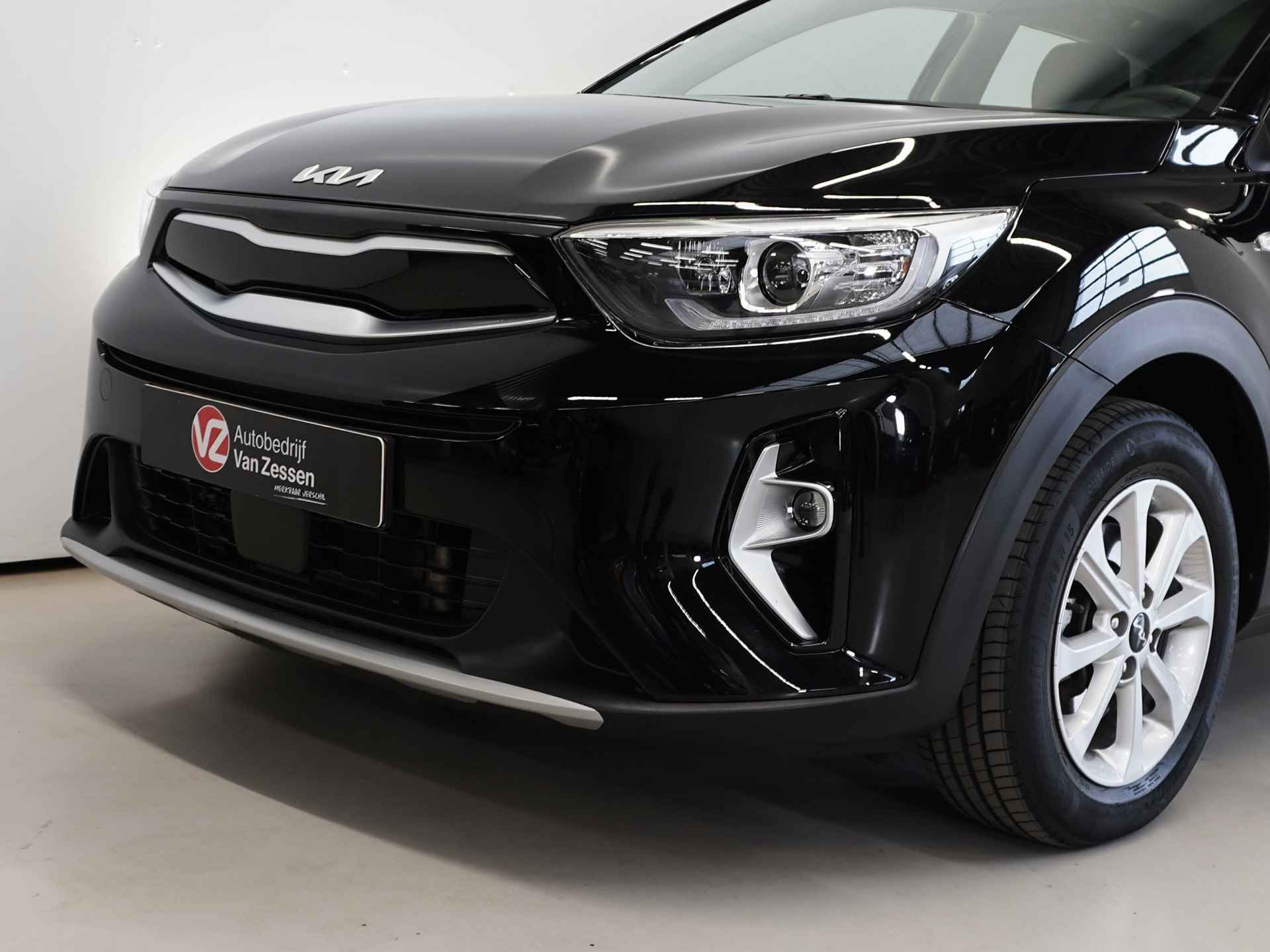 Kia Stonic 1.0 T-GDi MHEV DynamicLine | App Connect | PDC | Camera | NL auto | Garantie tot 13-8-2028 - 3/47