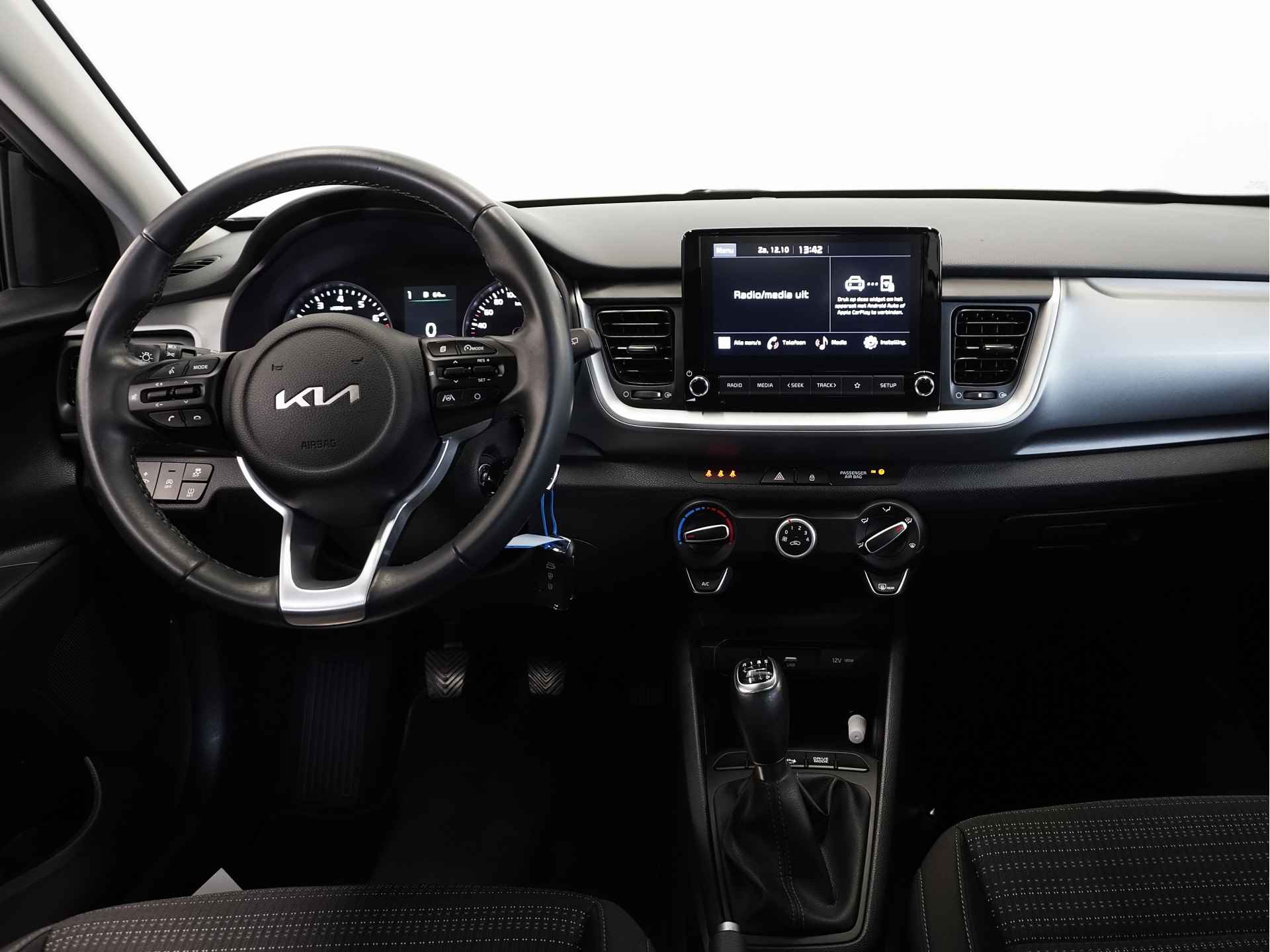 Kia Stonic 1.0 T-GDi MHEV DynamicLine | App Connect | PDC | Camera | NL auto | Garantie tot 13-8-2028 - 19/47