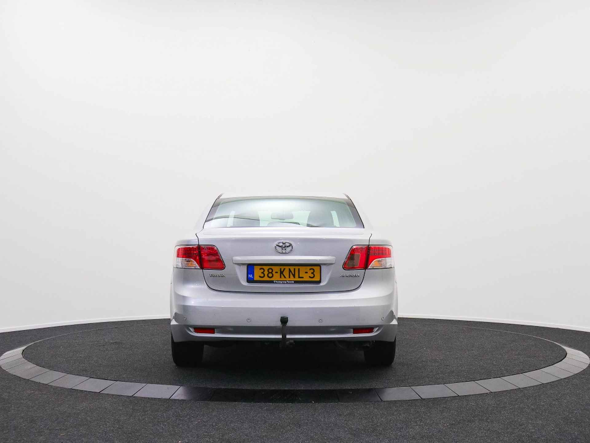 Toyota Avensis 1.8 VVTi Dynamic Business Special | Trekhaak | Navigatie - 8/36