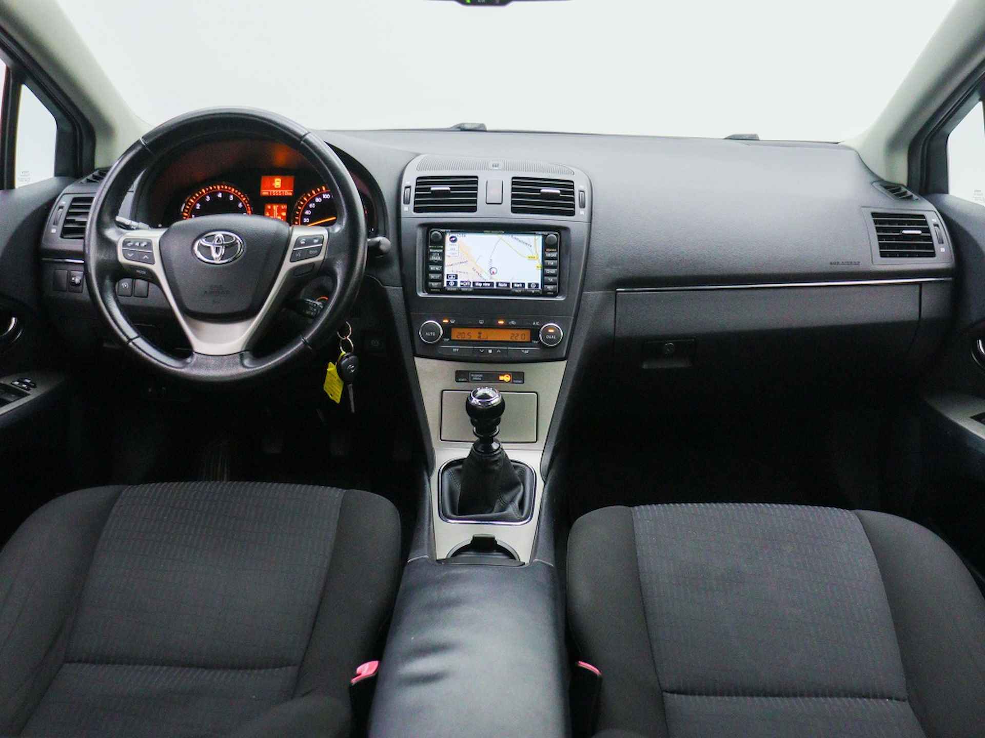 Toyota Avensis 1.8 VVTi Dynamic Business Special | Trekhaak | Navigatie - 17/36