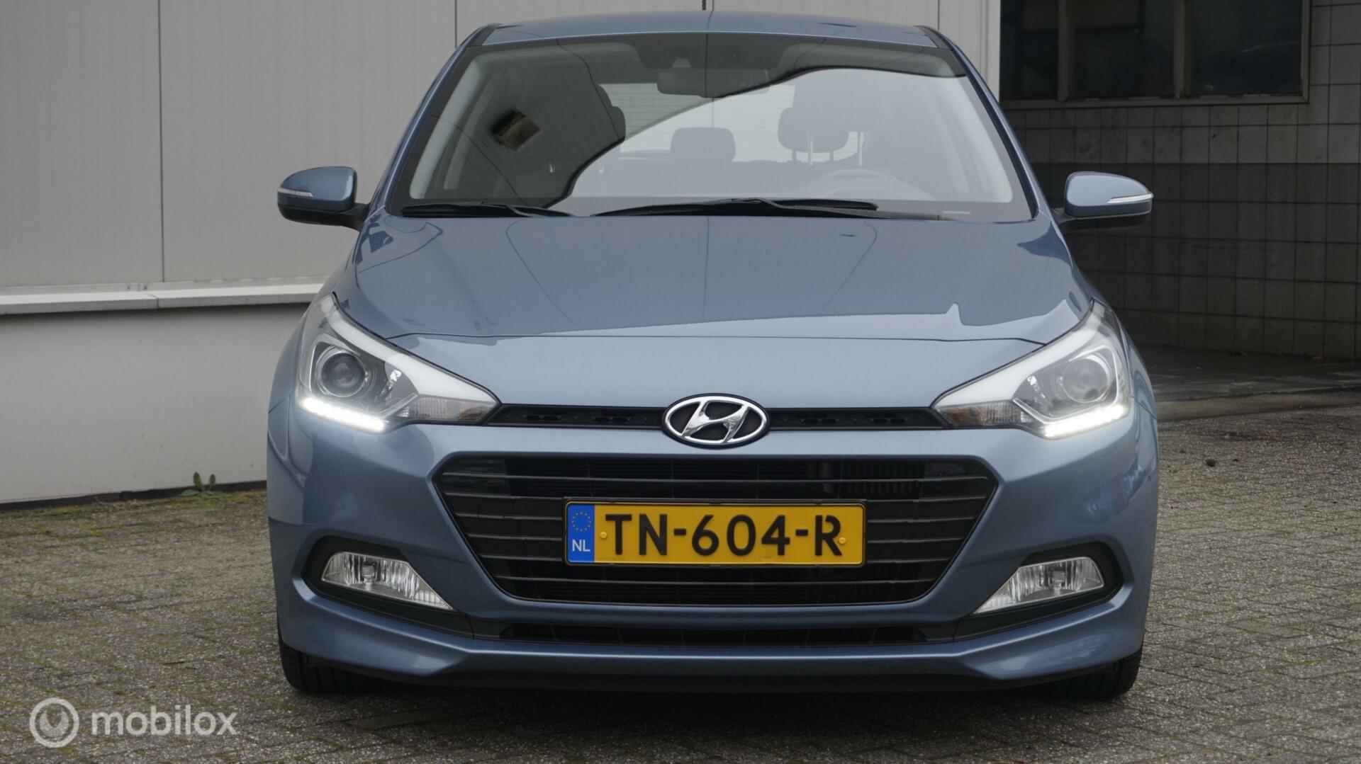 Hyundai i20 1.0 T-GDI Comfort Navigatie | Trekhaak | 16 inch lichtmetalen velgen - 7/34