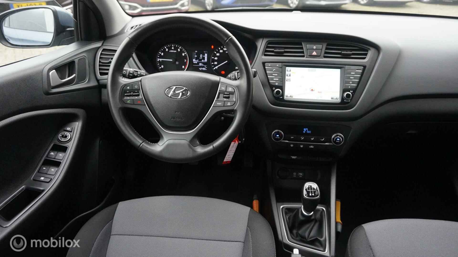 Hyundai i20 1.0 T-GDI Comfort Navigatie | Trekhaak | 16 inch lichtmetalen velgen - 10/34